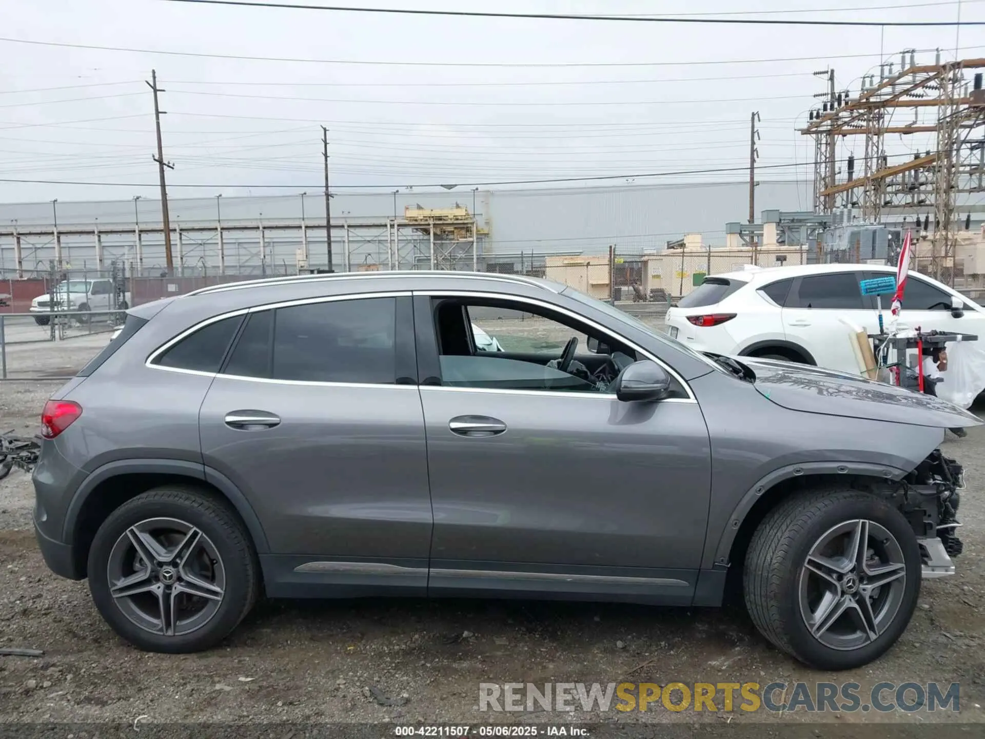 14 Photograph of a damaged car W1N4N4HB1PJ520852 MERCEDES-BENZ GLA 250 2023