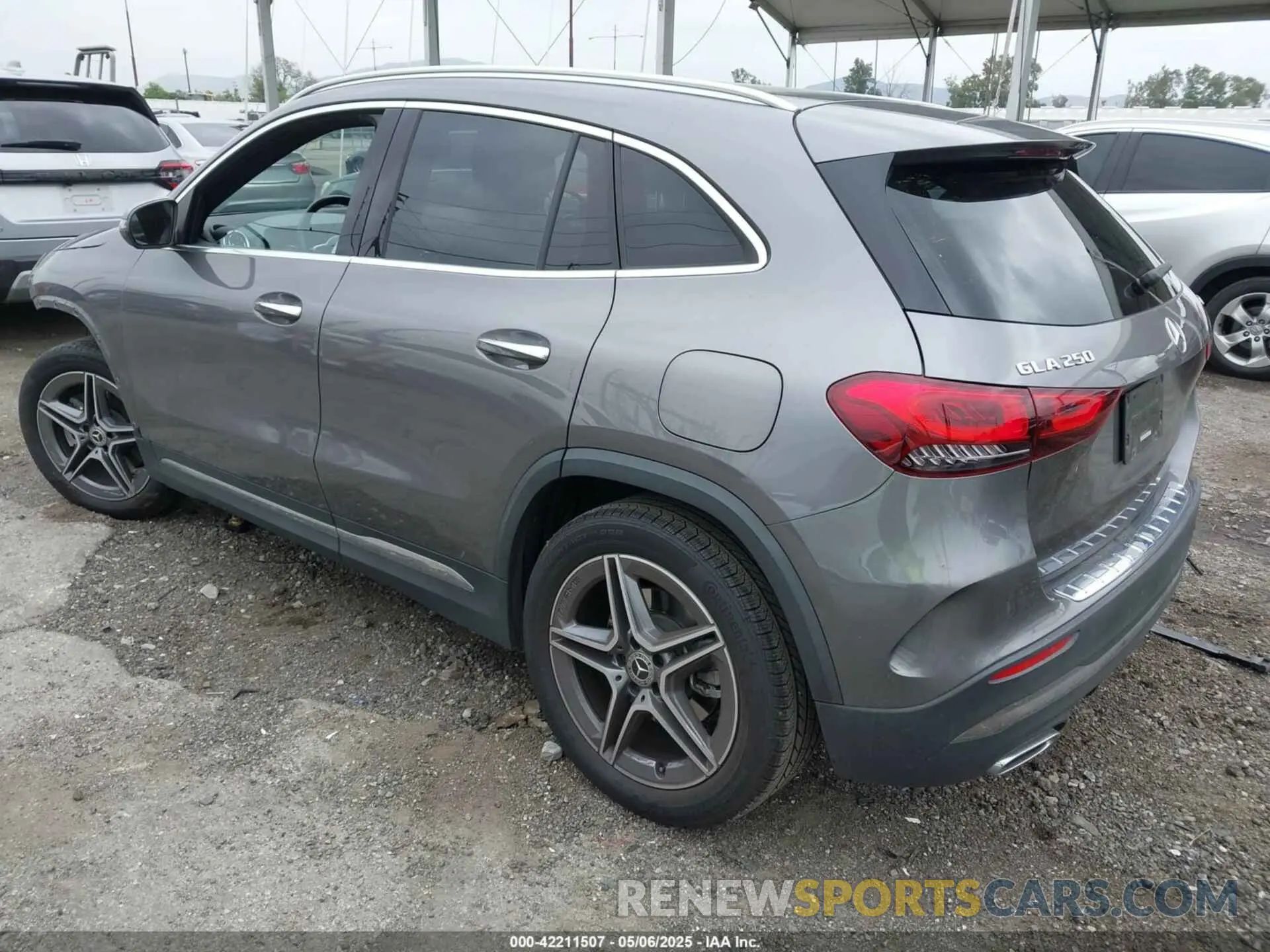 3 Photograph of a damaged car W1N4N4HB1PJ520852 MERCEDES-BENZ GLA 250 2023