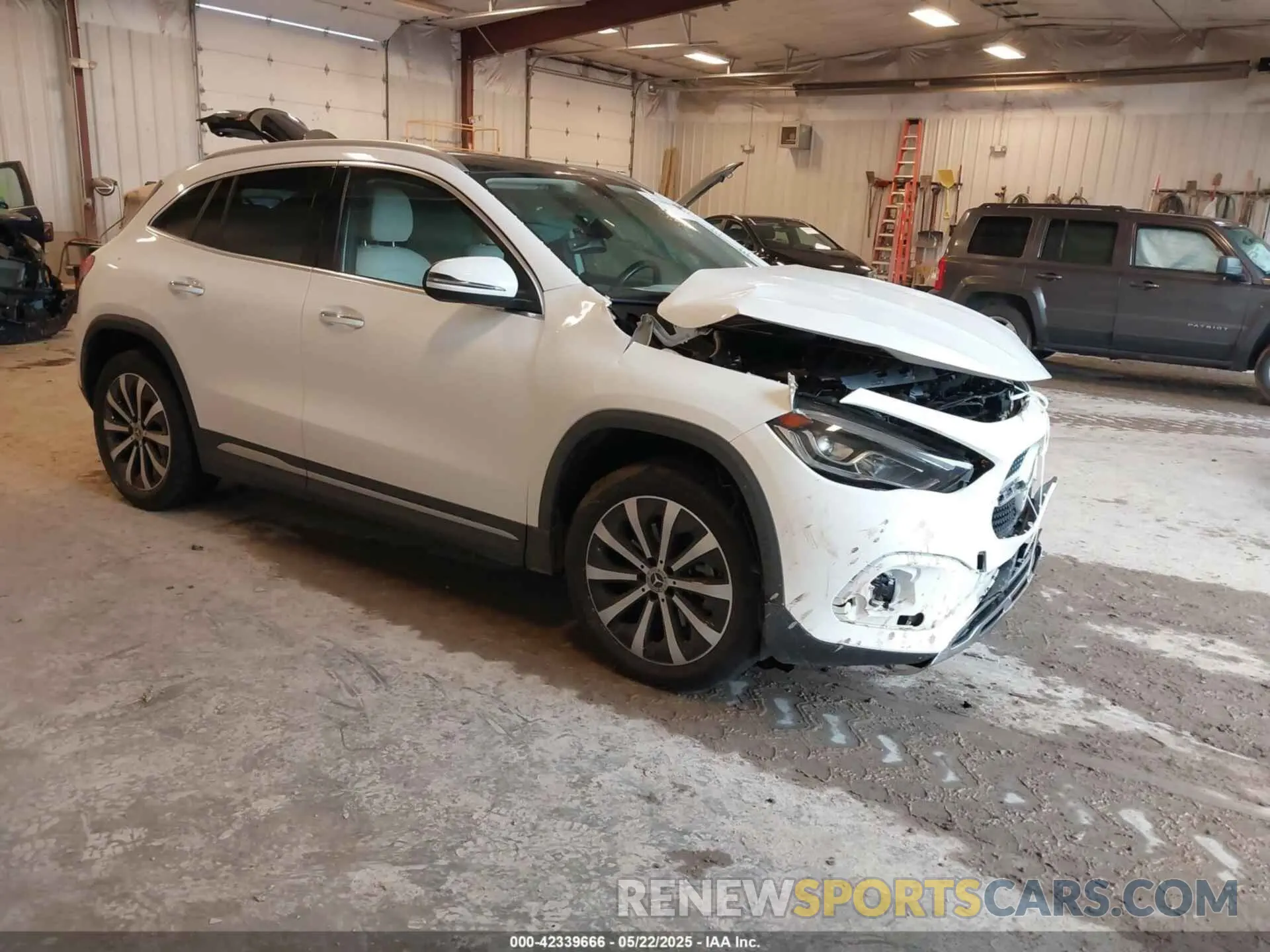 1 Photograph of a damaged car W1N4N4HB3PJ479110 MERCEDES-BENZ GLA 250 2023
