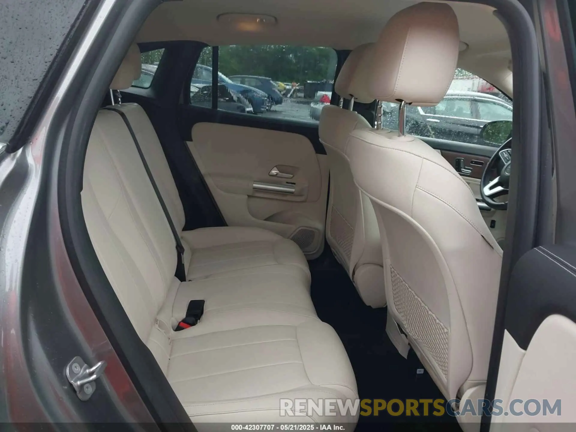 8 Photograph of a damaged car W1N4N4HB4PJ489869 MERCEDES-BENZ GLA 250 2023
