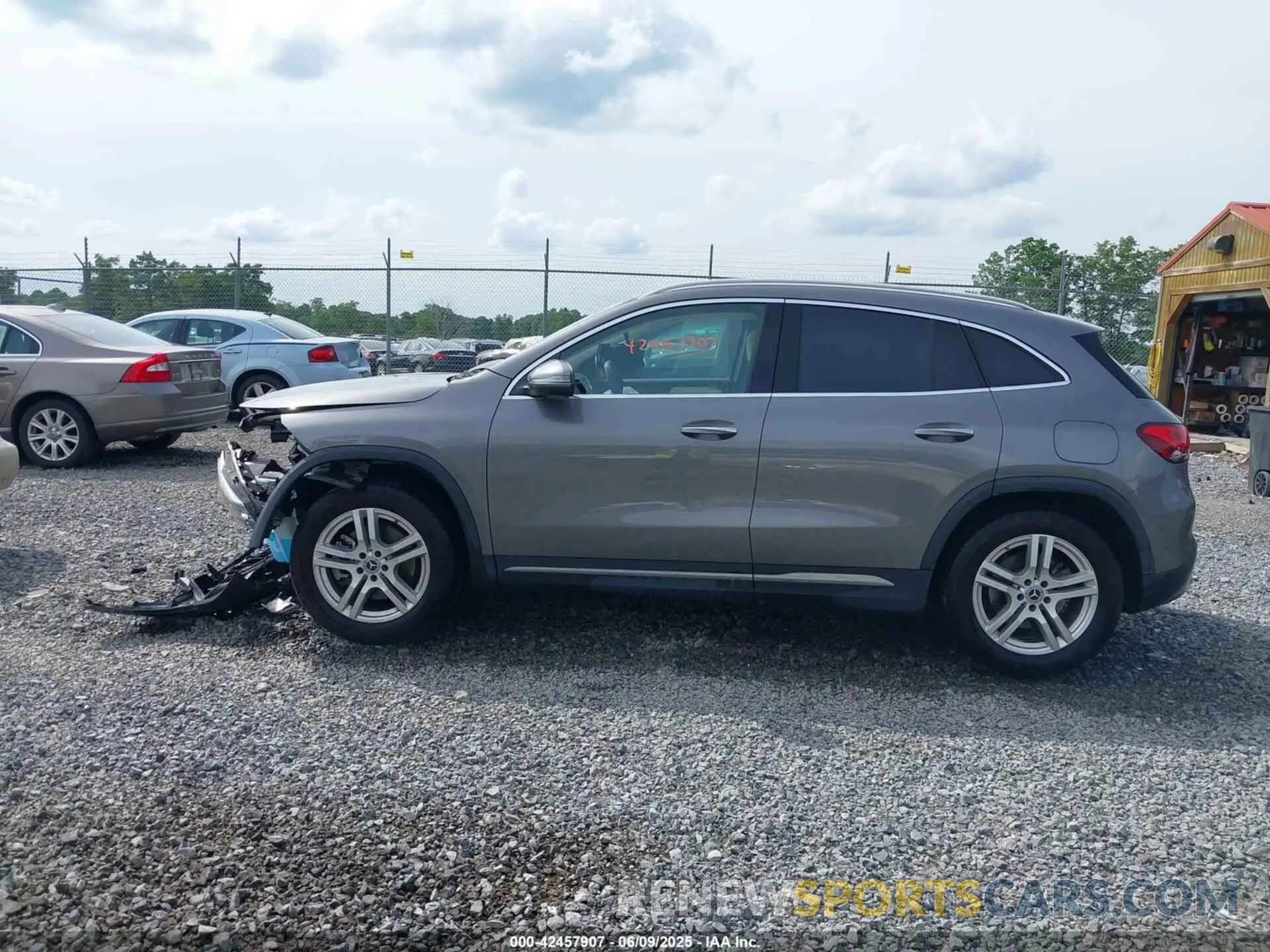 14 Photograph of a damaged car W1N4N4HB4PJ498555 MERCEDES-BENZ GLA 250 2023