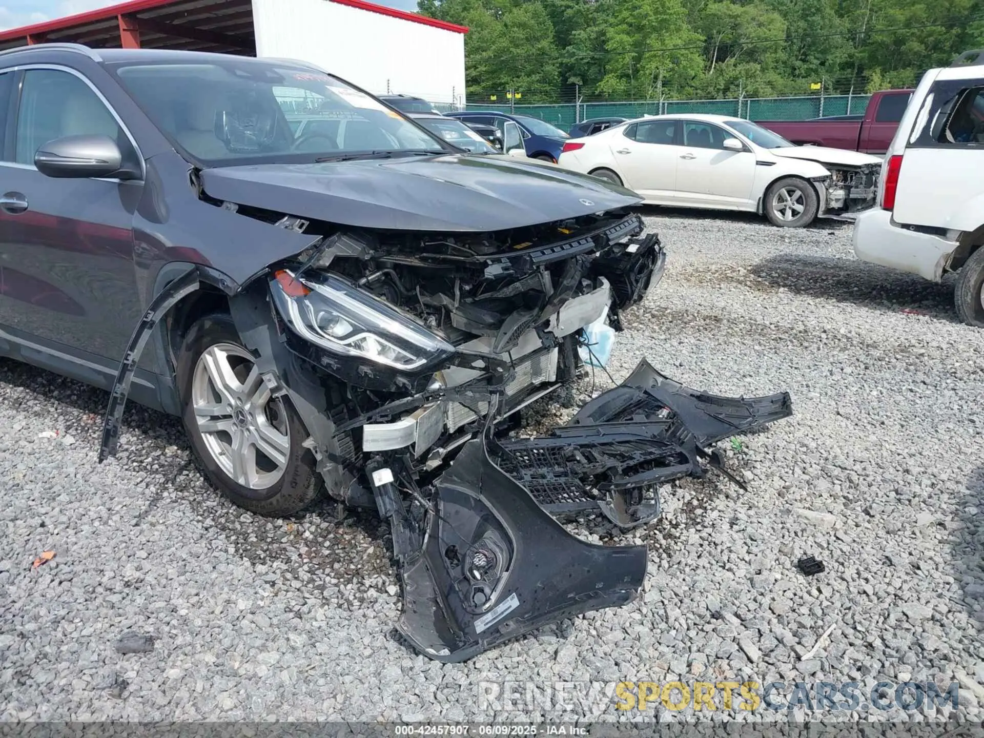 19 Photograph of a damaged car W1N4N4HB4PJ498555 MERCEDES-BENZ GLA 250 2023