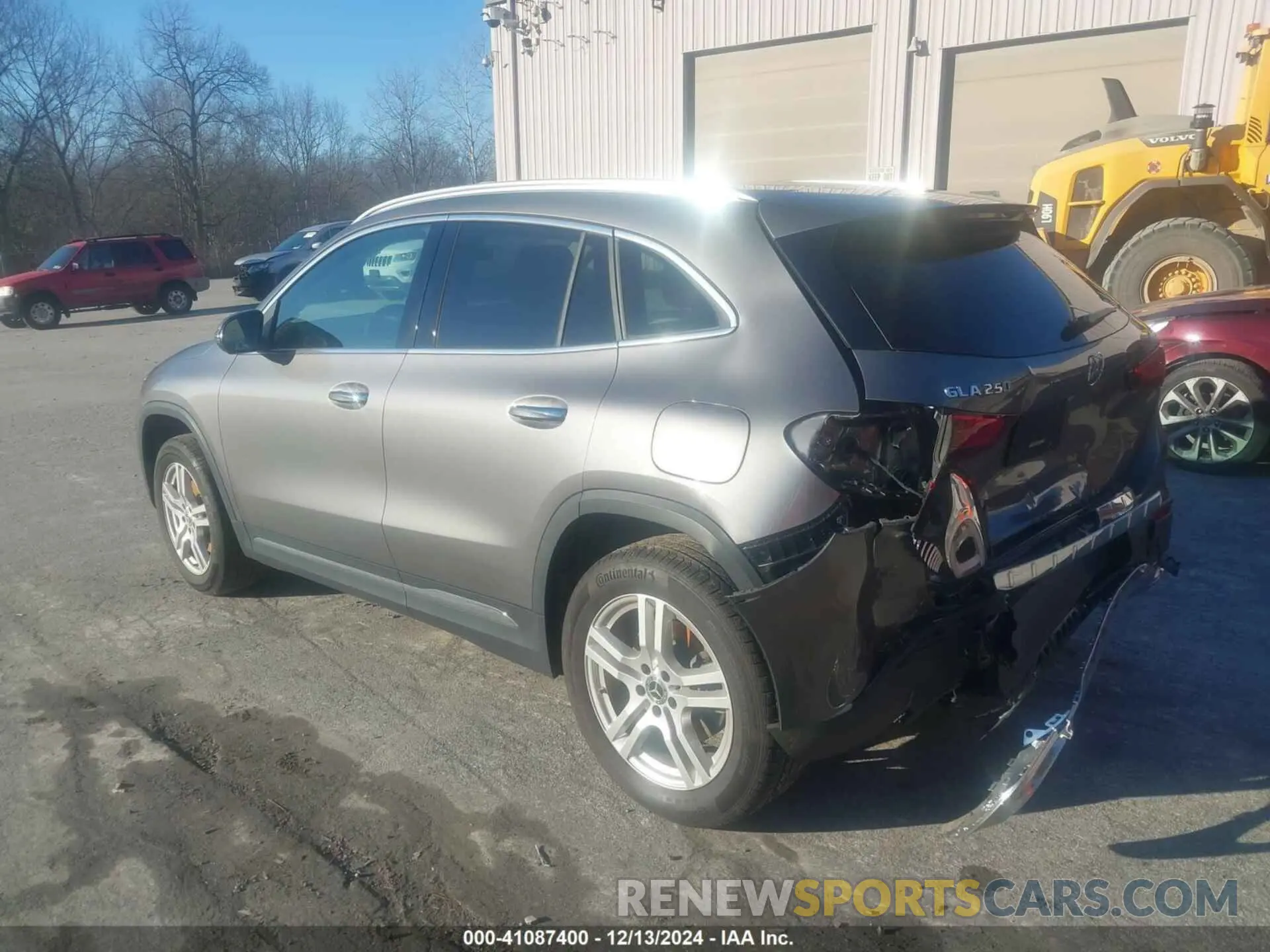 3 Фотография поврежденного автомобиля W1N4N4HB4PJ531053 MERCEDES-BENZ GLA 250 2023