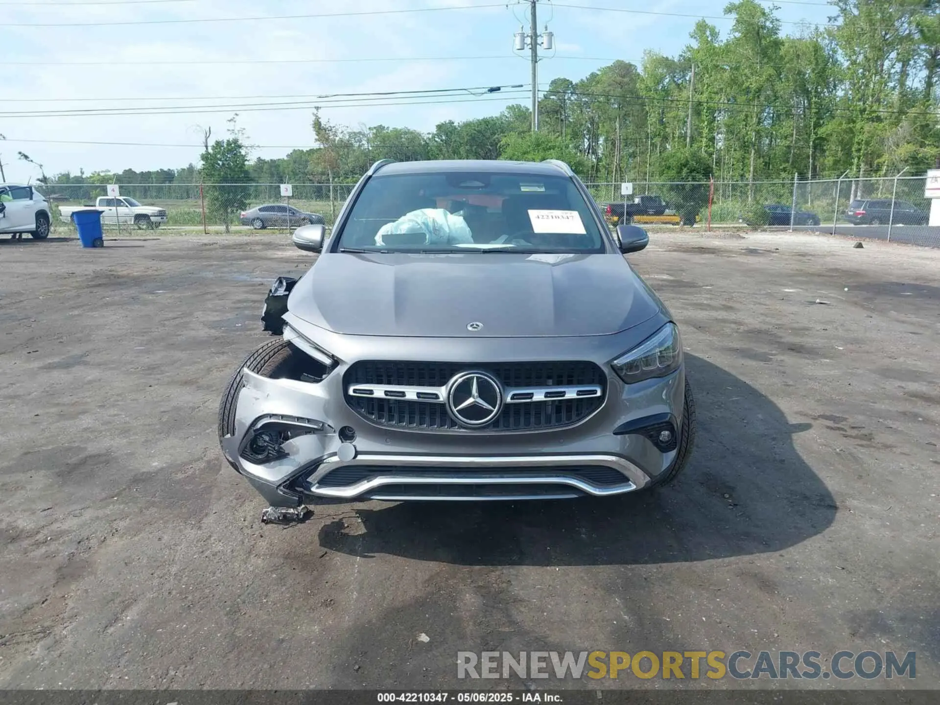 12 Photograph of a damaged car W1N4N4GB3SJ666101 MERCEDES-BENZ GLA 250 2025