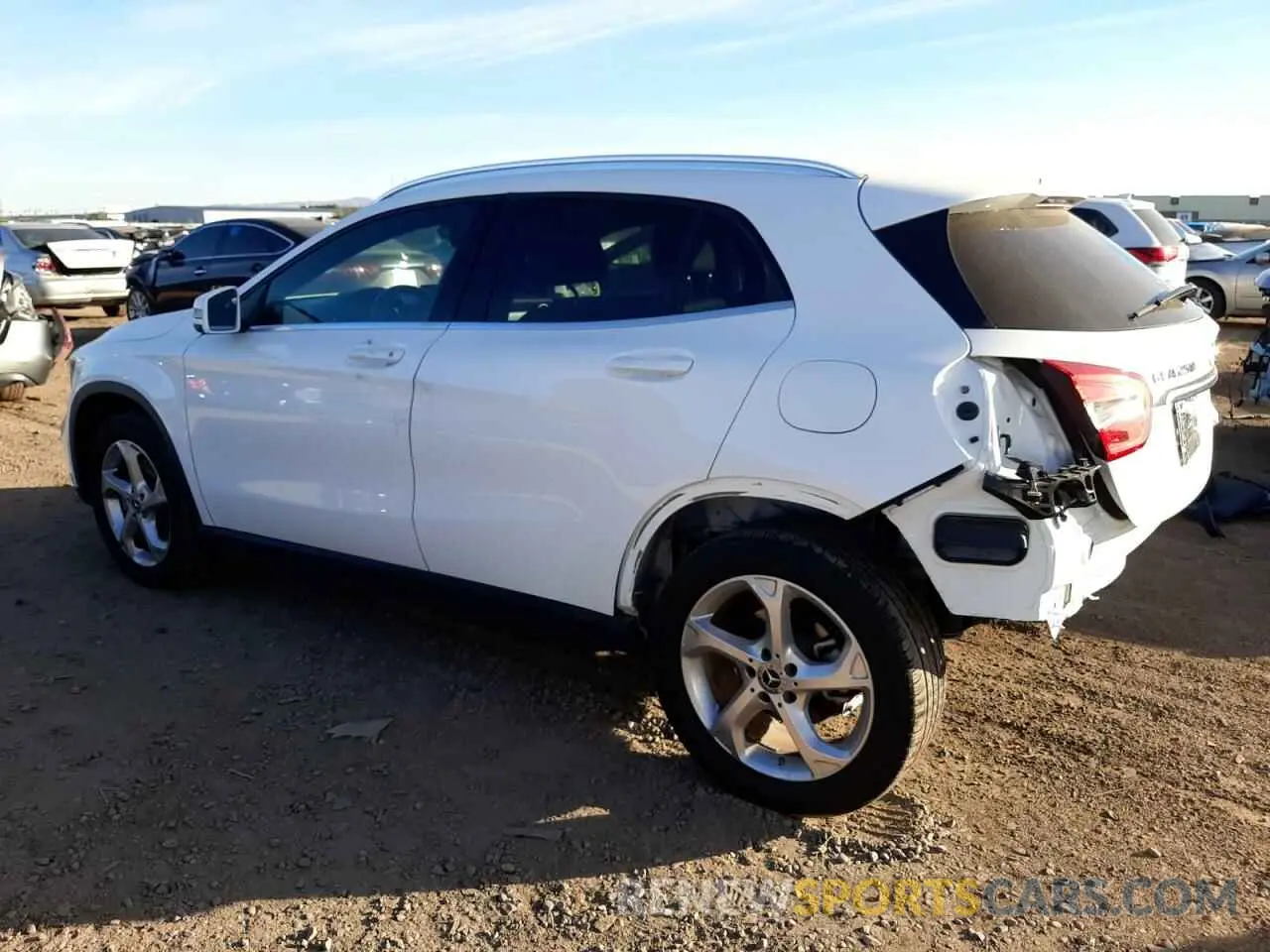 2 Фотография поврежденного автомобиля WDCTG4EB1KU006471 MERCEDES-BENZ GLA-CLASS 2019
