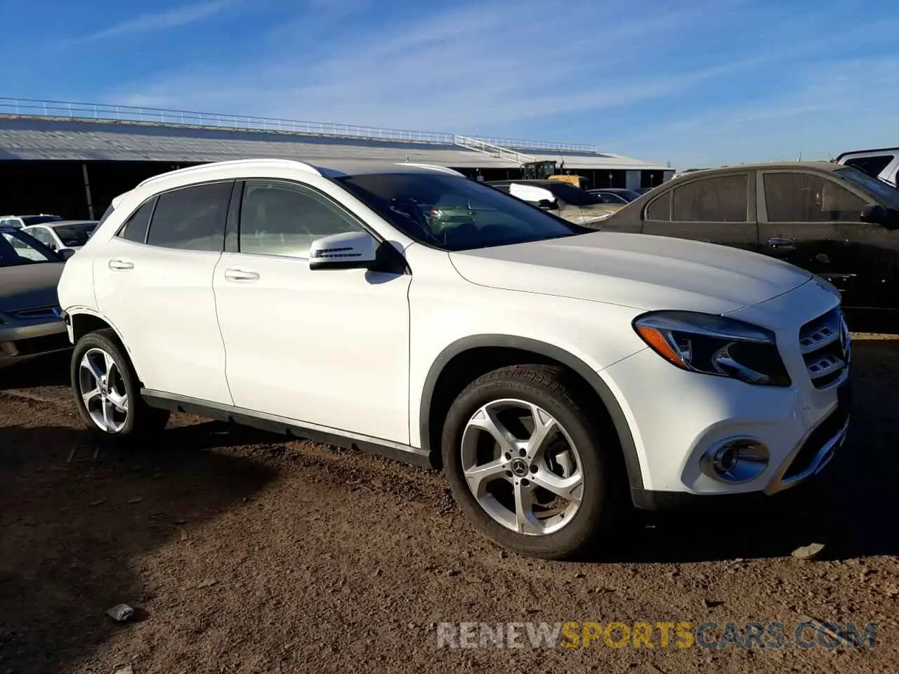 4 Фотография поврежденного автомобиля WDCTG4EB1KU006471 MERCEDES-BENZ GLA-CLASS 2019