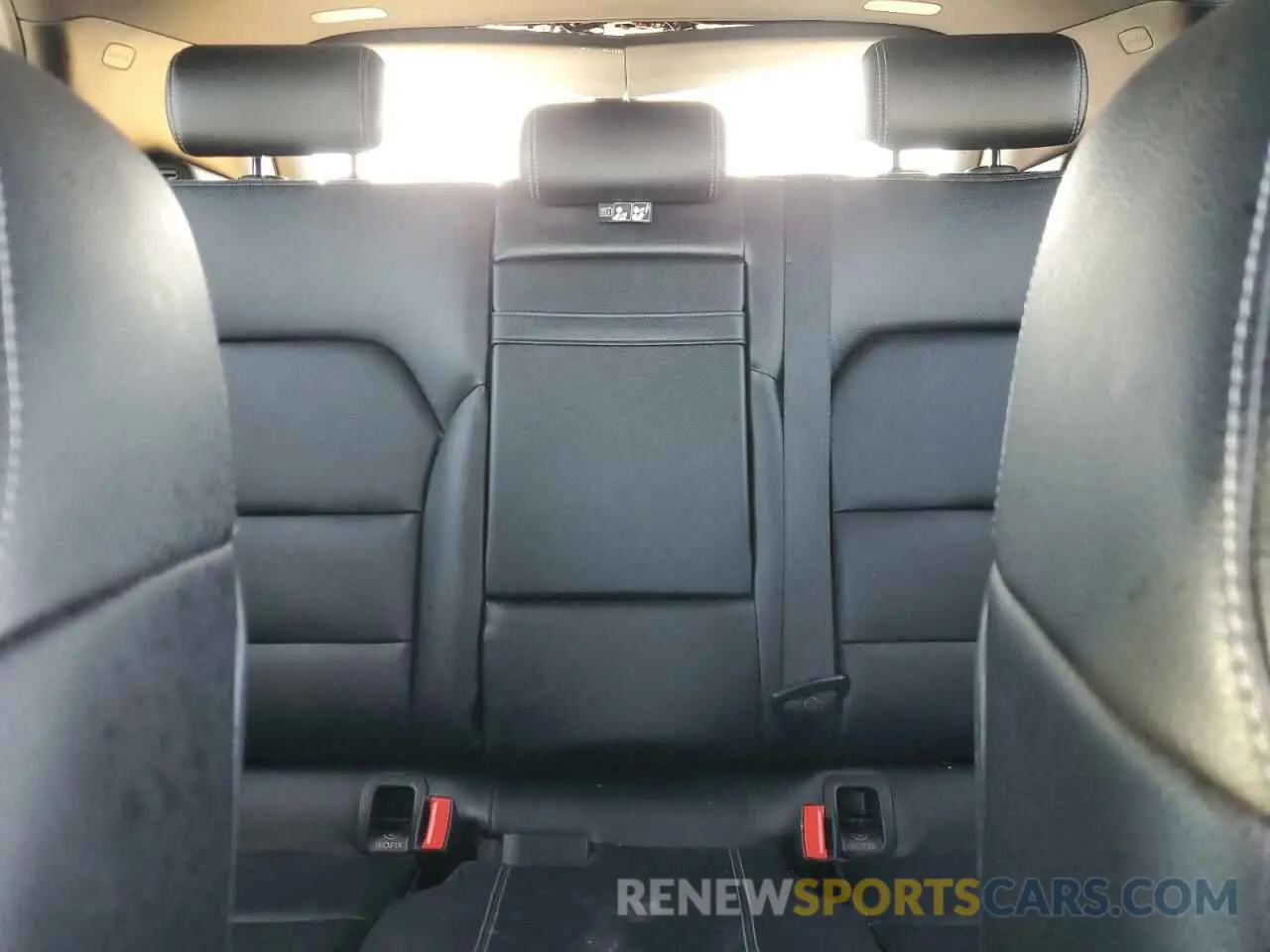 10 Фотография поврежденного автомобиля WDCTG4EB5KJ574983 MERCEDES-BENZ GLA-CLASS 2019