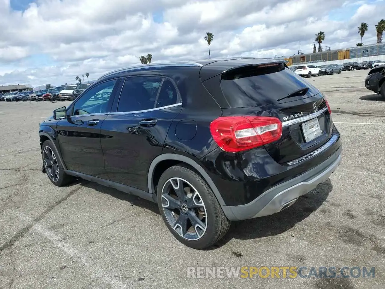 2 Photograph of a damaged car WDCTG4EB5KU000611 MERCEDES-BENZ GLA-CLASS 2019
