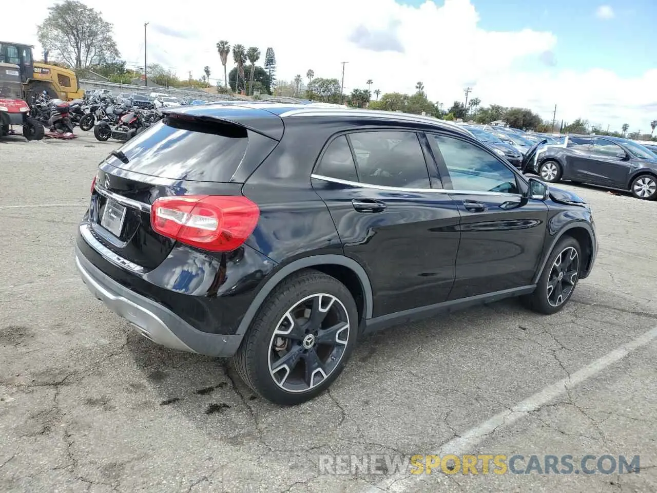 3 Photograph of a damaged car WDCTG4EB5KU000611 MERCEDES-BENZ GLA-CLASS 2019