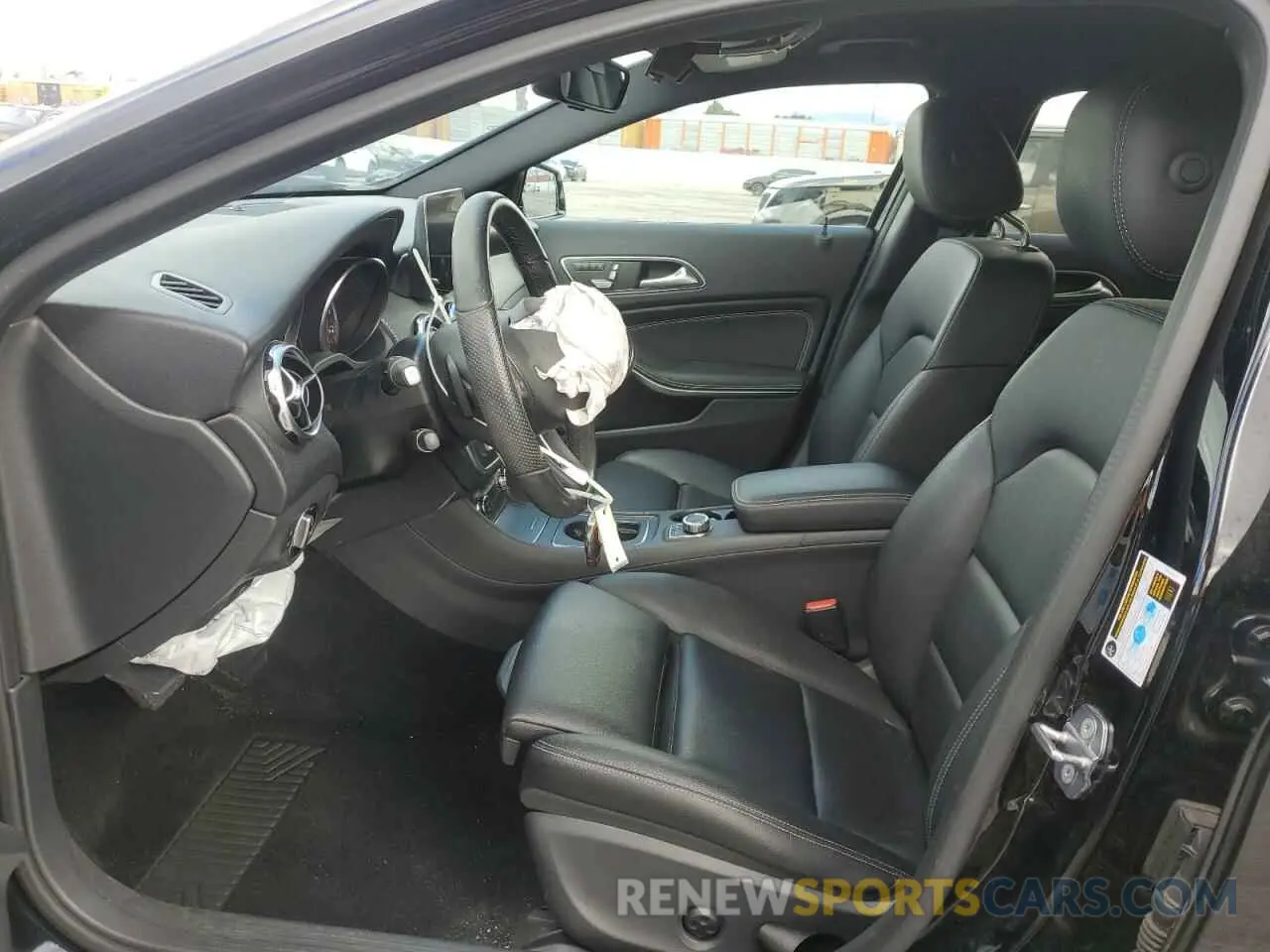 7 Photograph of a damaged car WDCTG4EB5KU000611 MERCEDES-BENZ GLA-CLASS 2019