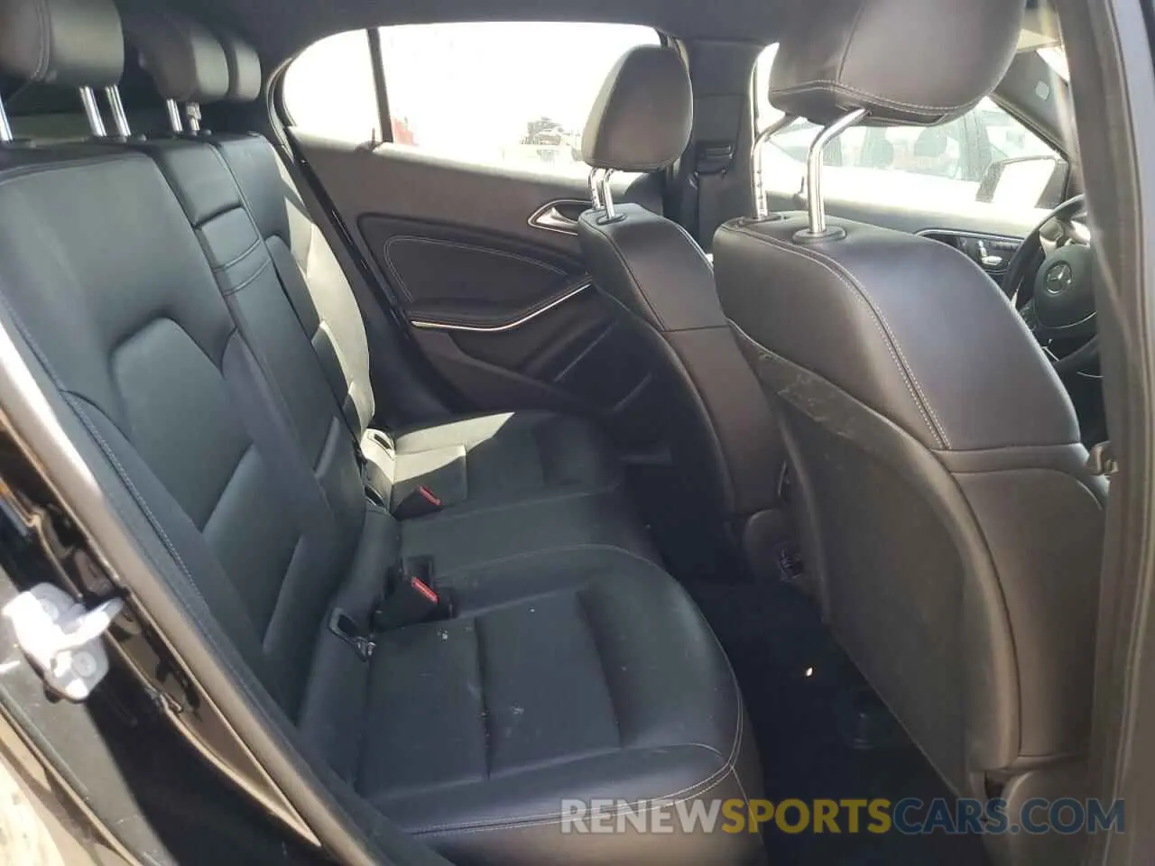 11 Фотография поврежденного автомобиля WDCTG4EB6KU019989 MERCEDES-BENZ GLA-CLASS 2019