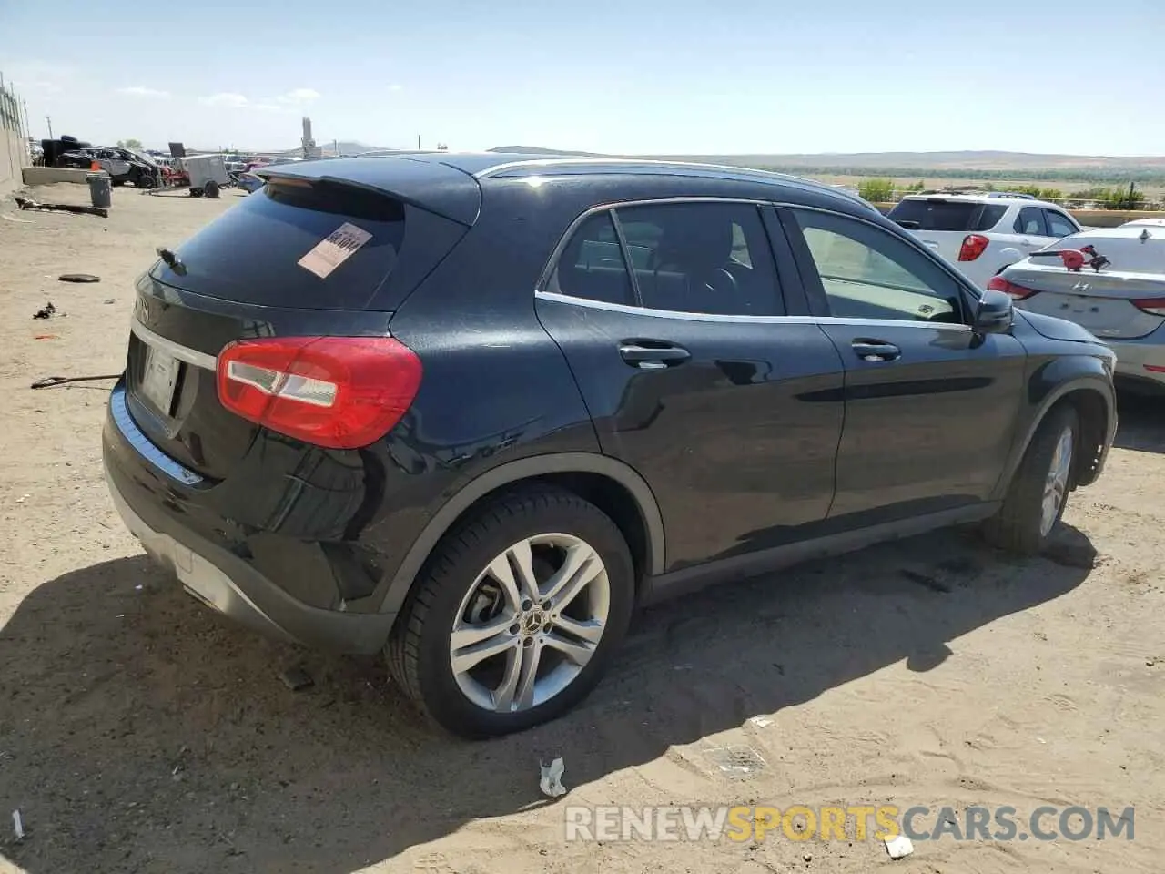 3 Фотография поврежденного автомобиля WDCTG4EB6KU019989 MERCEDES-BENZ GLA-CLASS 2019