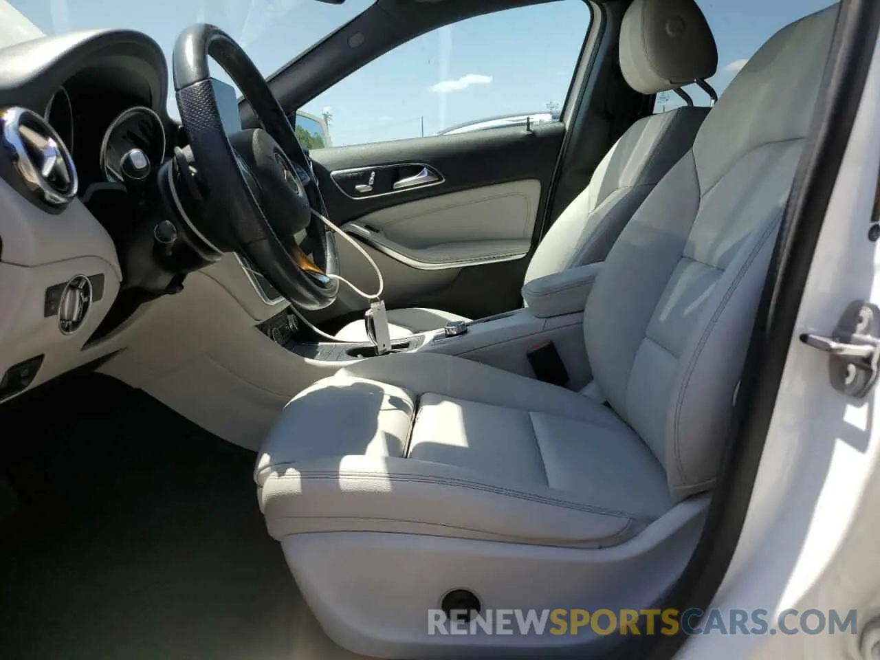 7 Photograph of a damaged car WDCTG4EB7KU003915 MERCEDES-BENZ GLA-CLASS 2019