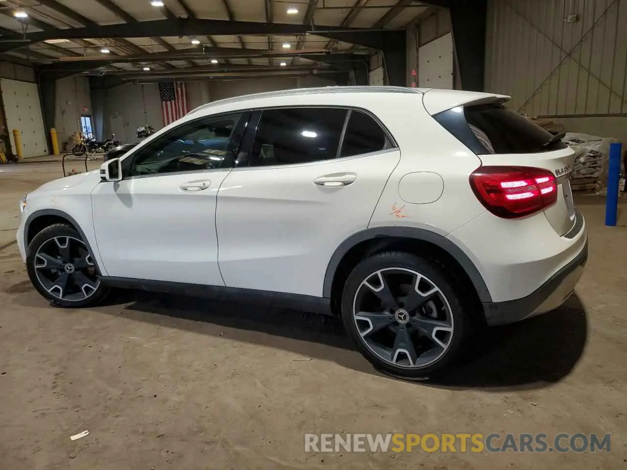2 Photograph of a damaged car WDCTG4EB7KU018365 MERCEDES-BENZ GLA-CLASS 2019