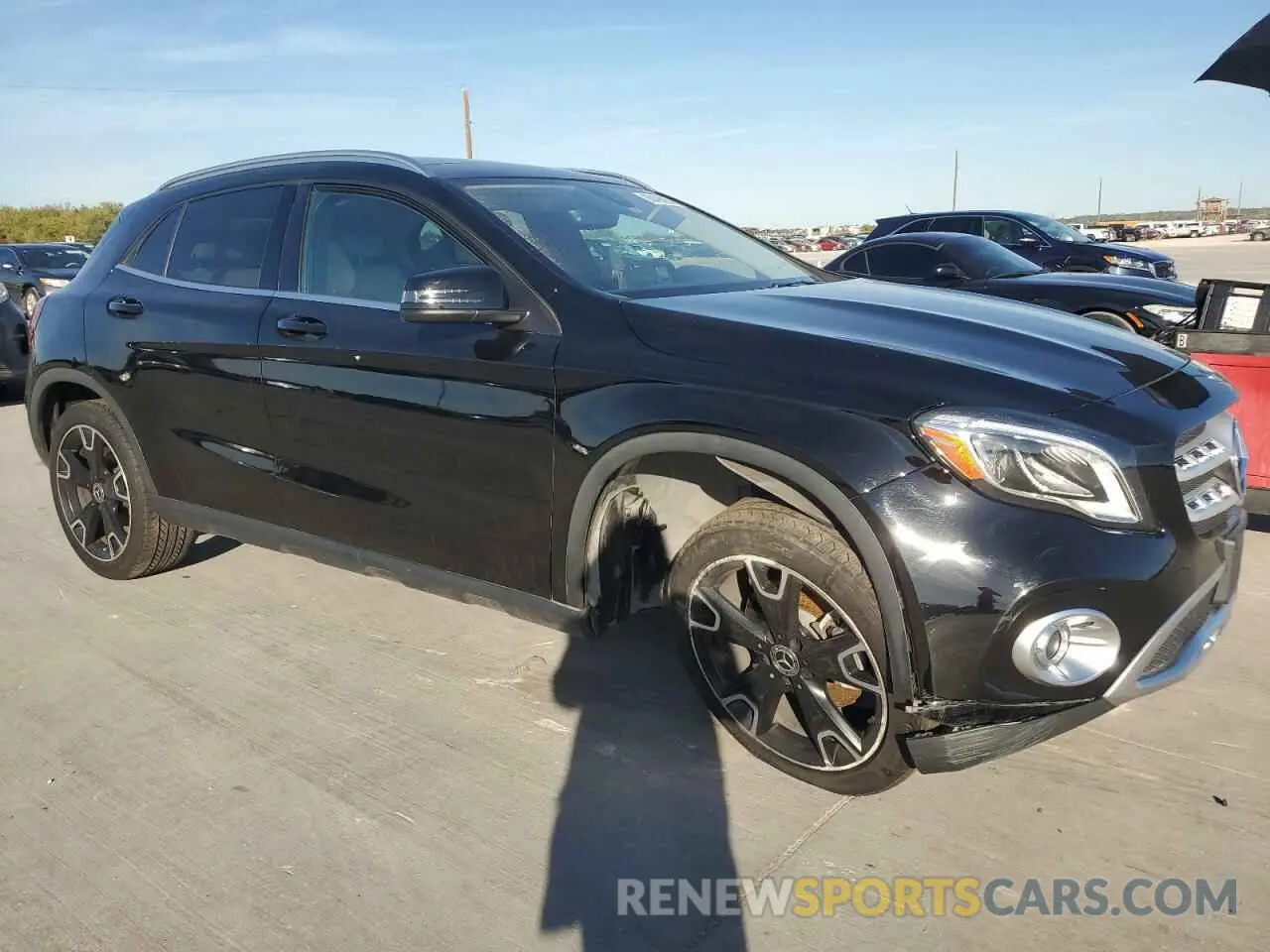4 Photograph of a damaged car WDCTG4EB8KU011389 MERCEDES-BENZ GLA-CLASS 2019