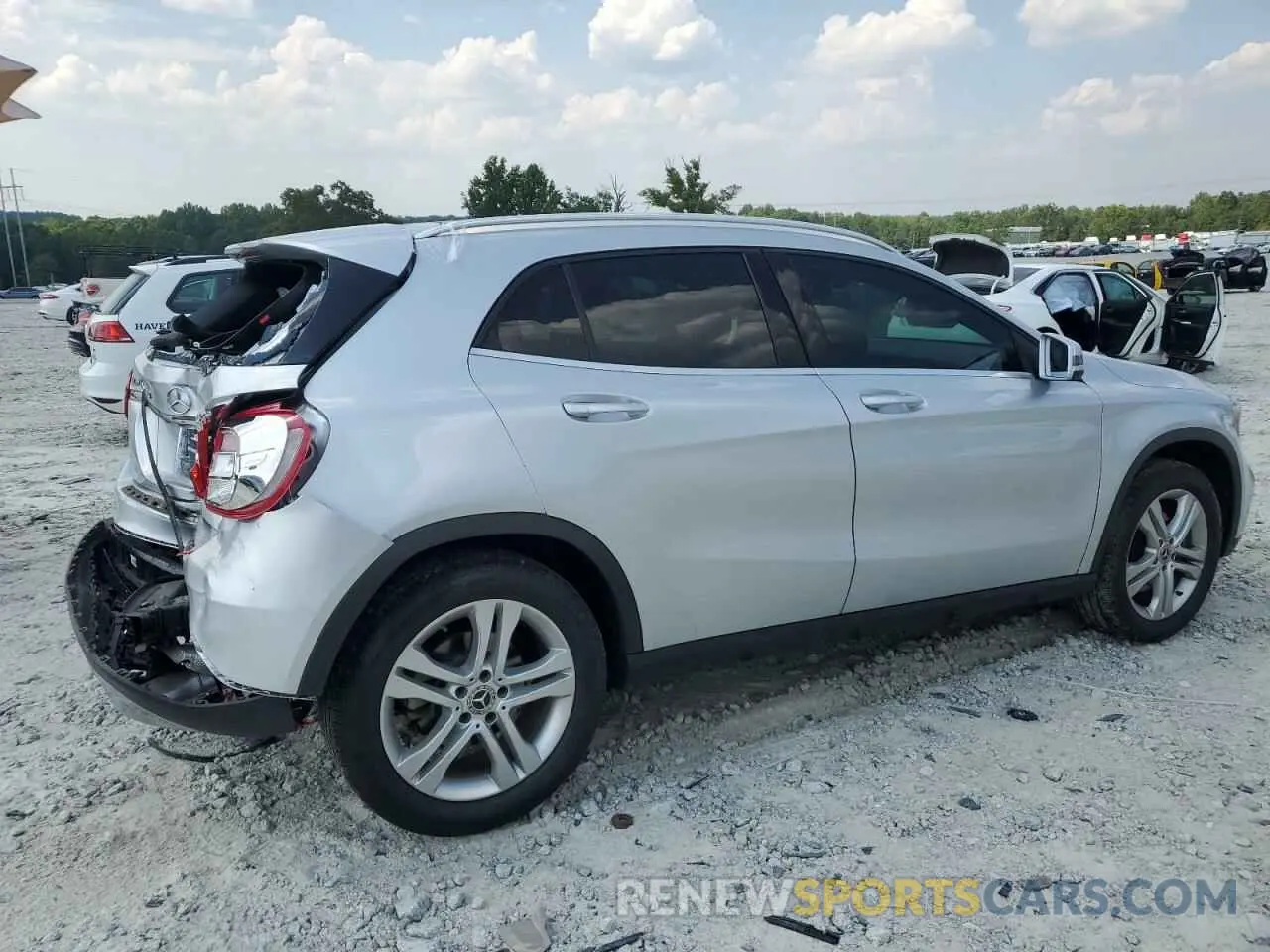 3 Photograph of a damaged car WDCTG4EB8KU015099 MERCEDES-BENZ GLA-CLASS 2019