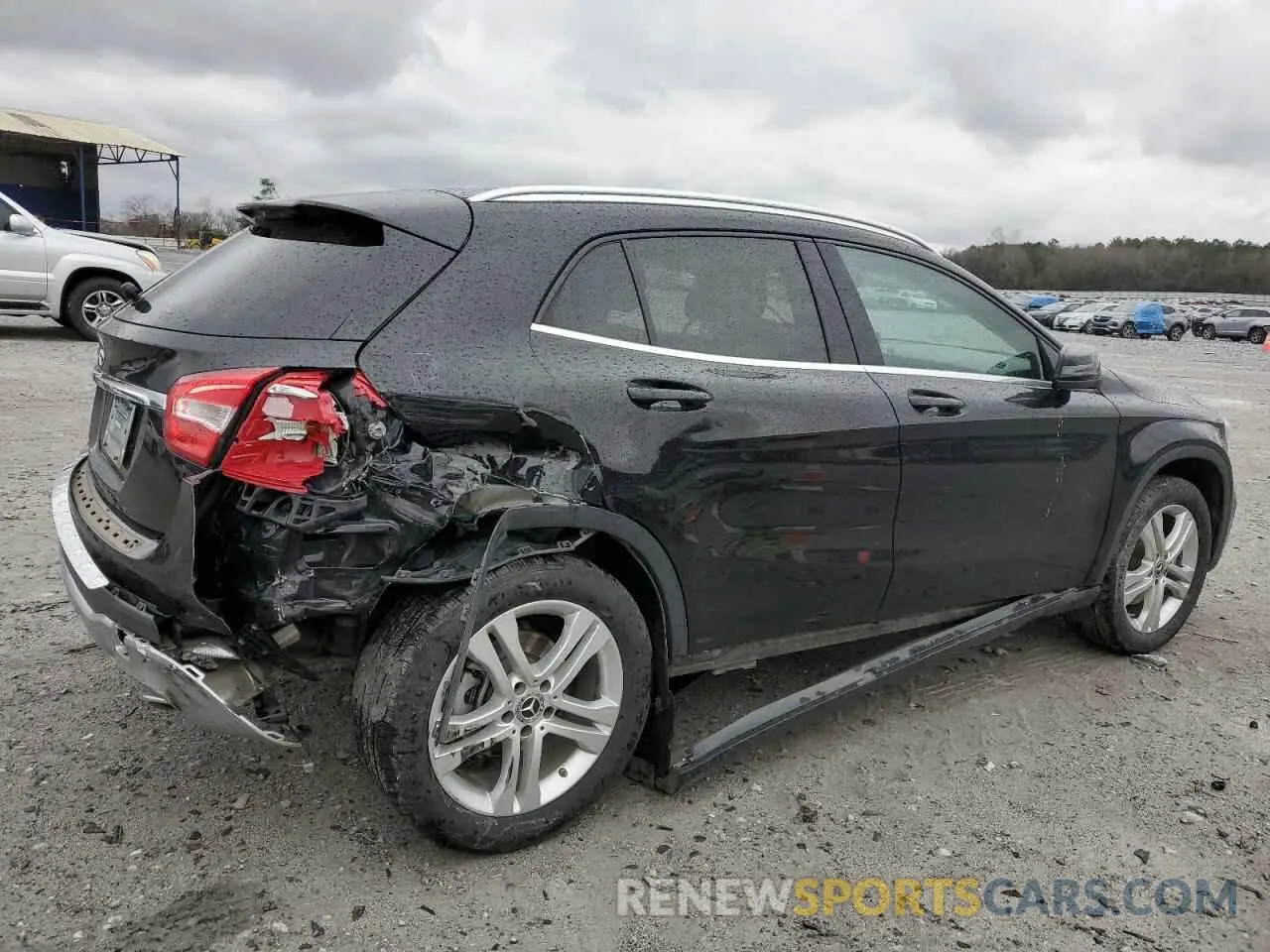 3 Photograph of a damaged car WDCTG4EB8KU017130 MERCEDES-BENZ GLA-CLASS 2019