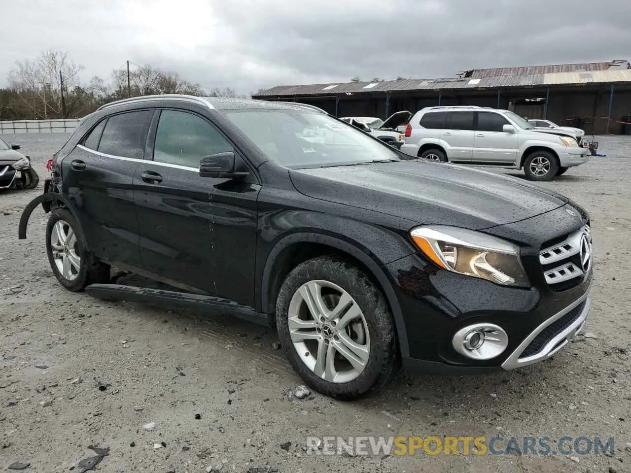 4 Photograph of a damaged car WDCTG4EB8KU017130 MERCEDES-BENZ GLA-CLASS 2019