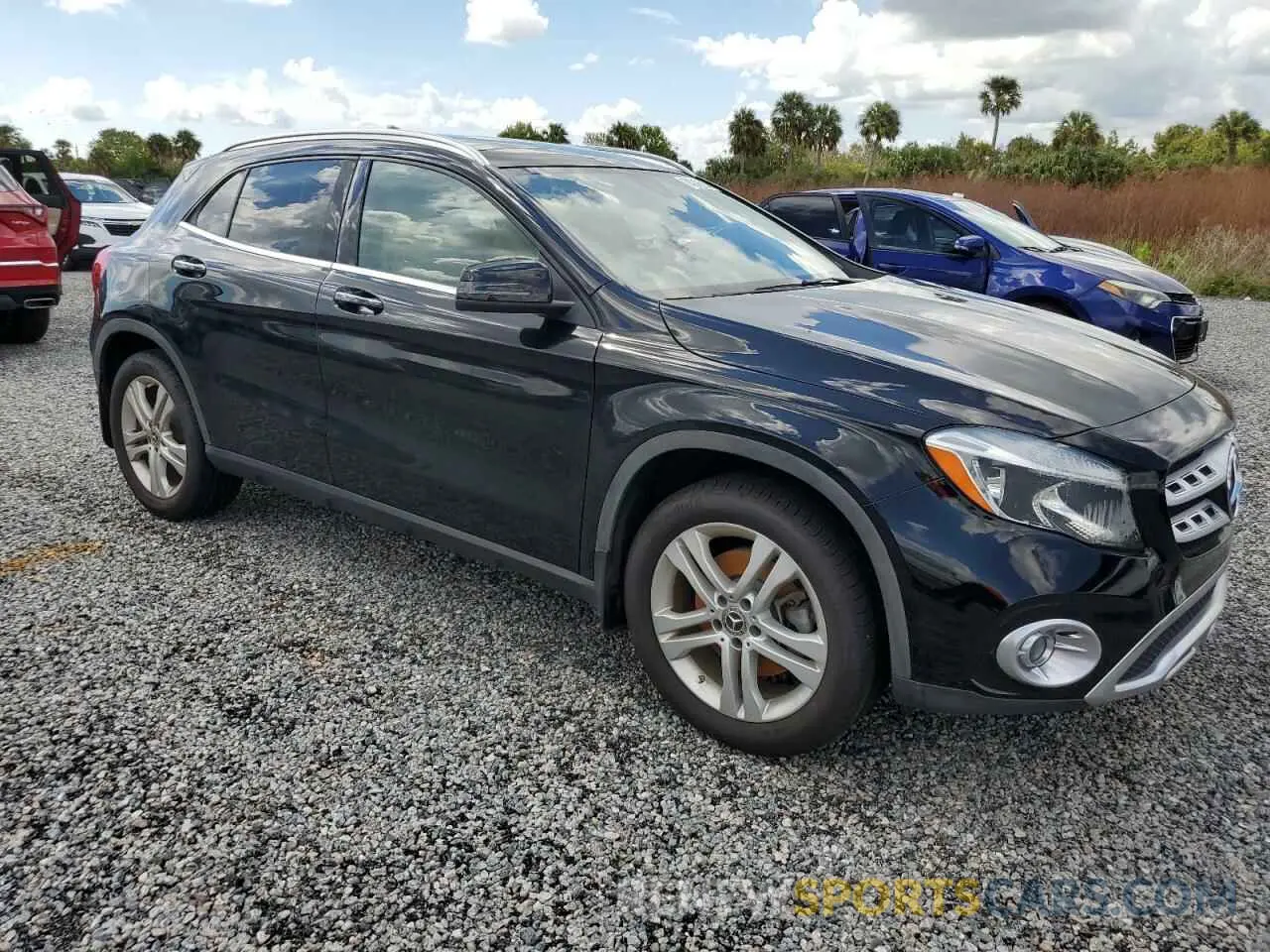 4 Photograph of a damaged car WDCTG4EB9KU009442 MERCEDES-BENZ GLA-CLASS 2019