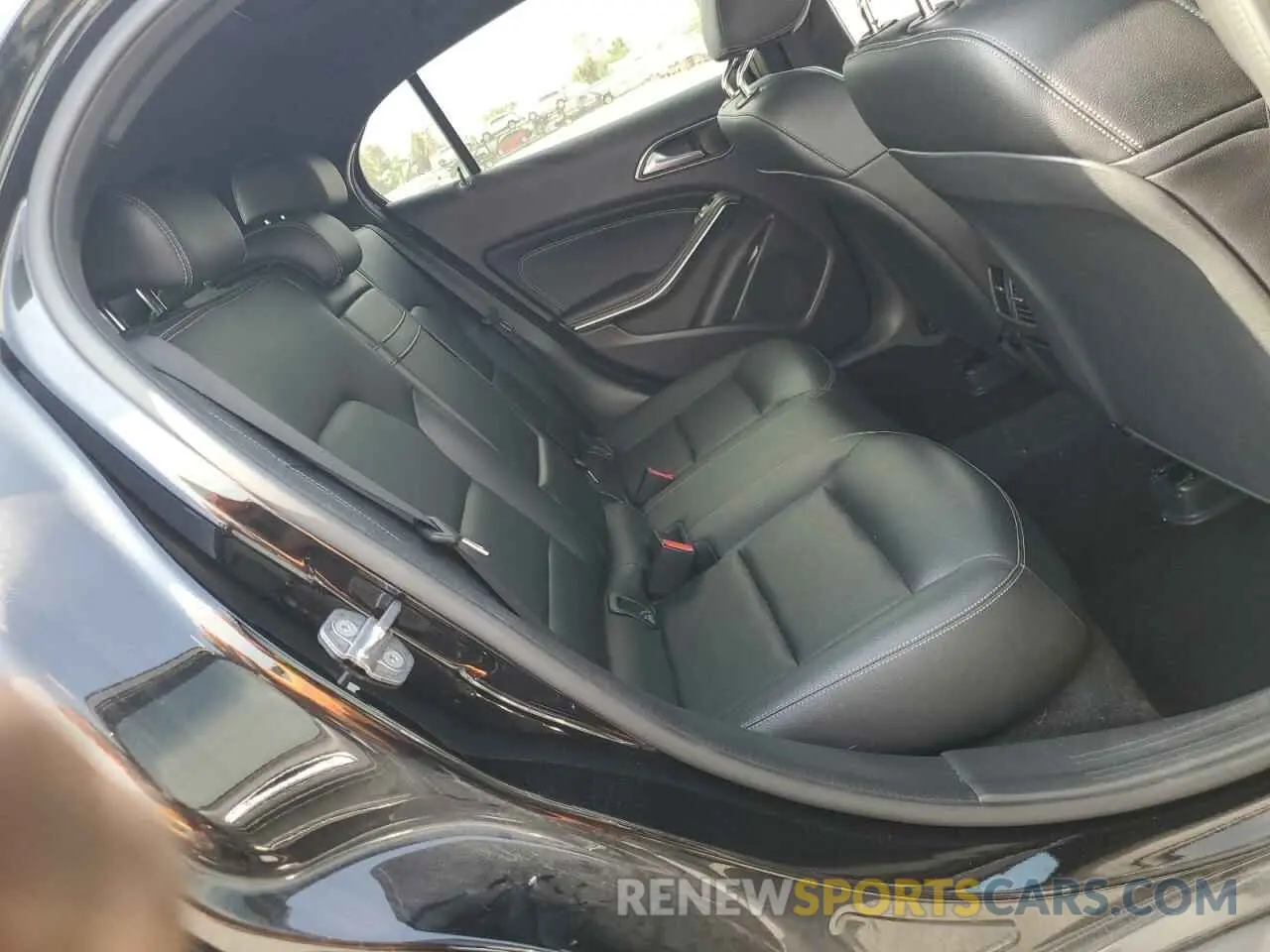 11 Photograph of a damaged car WDCTG4EB9KU019369 MERCEDES-BENZ GLA-CLASS 2019