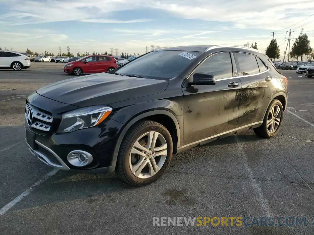 1 Photograph of a damaged car WDCTG4GB0KJ618563 MERCEDES-BENZ GLA-CLASS 2019