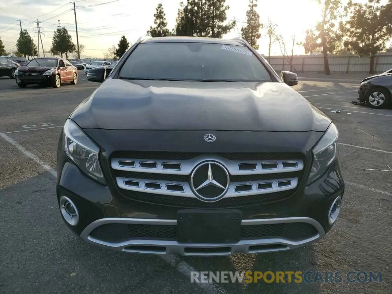 5 Photograph of a damaged car WDCTG4GB0KJ618563 MERCEDES-BENZ GLA-CLASS 2019