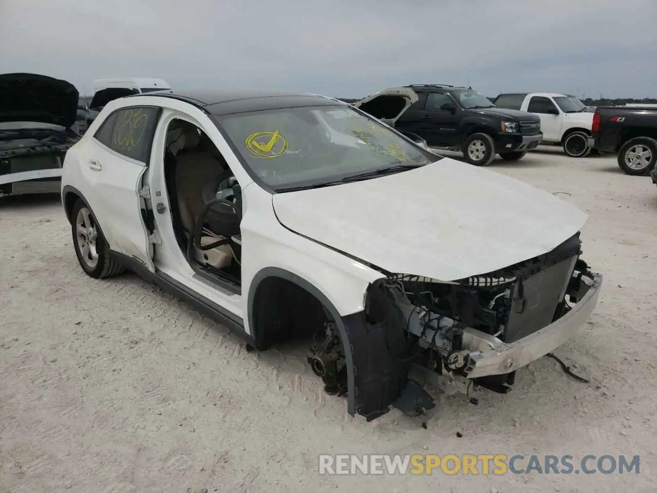 9 Photograph of a damaged car WDCTG4GB0KJ630678 MERCEDES-BENZ GLA-CLASS 2019