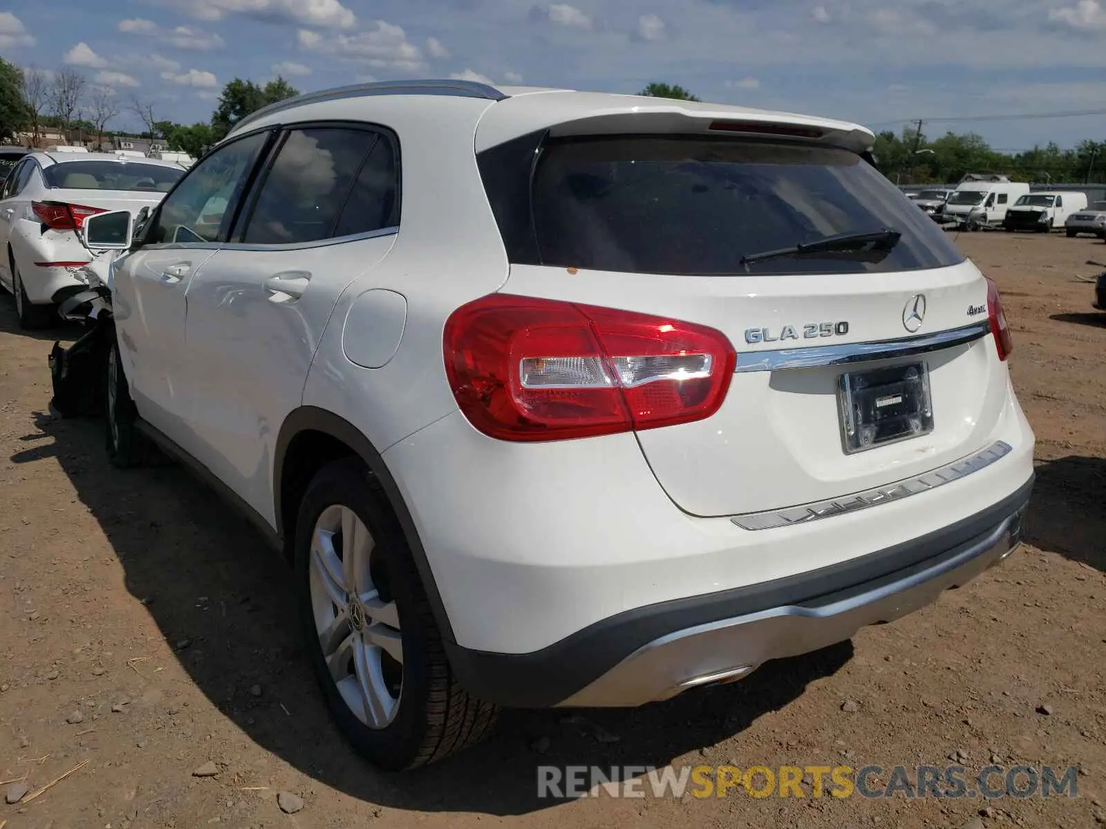3 Photograph of a damaged car WDCTG4GB1KJ577831 MERCEDES-BENZ GLA-CLASS 2019