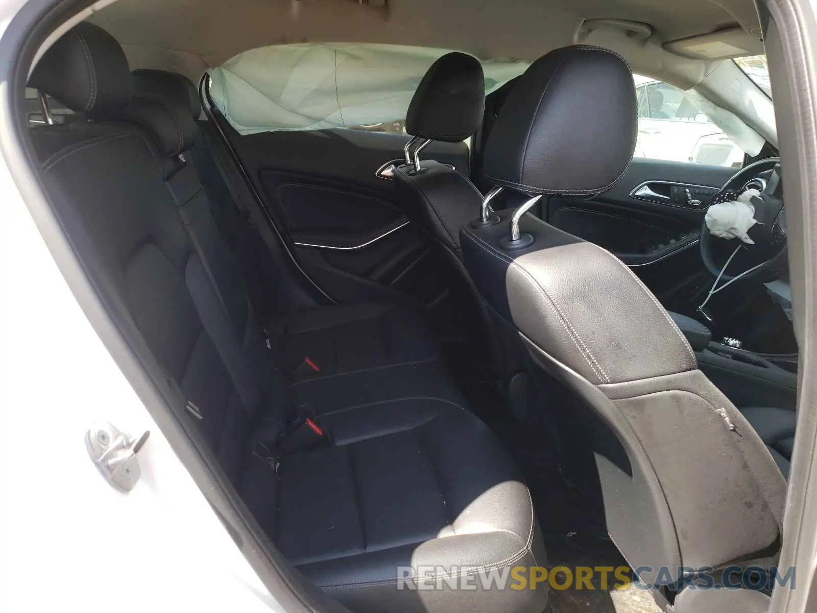 6 Photograph of a damaged car WDCTG4GB1KJ577831 MERCEDES-BENZ GLA-CLASS 2019