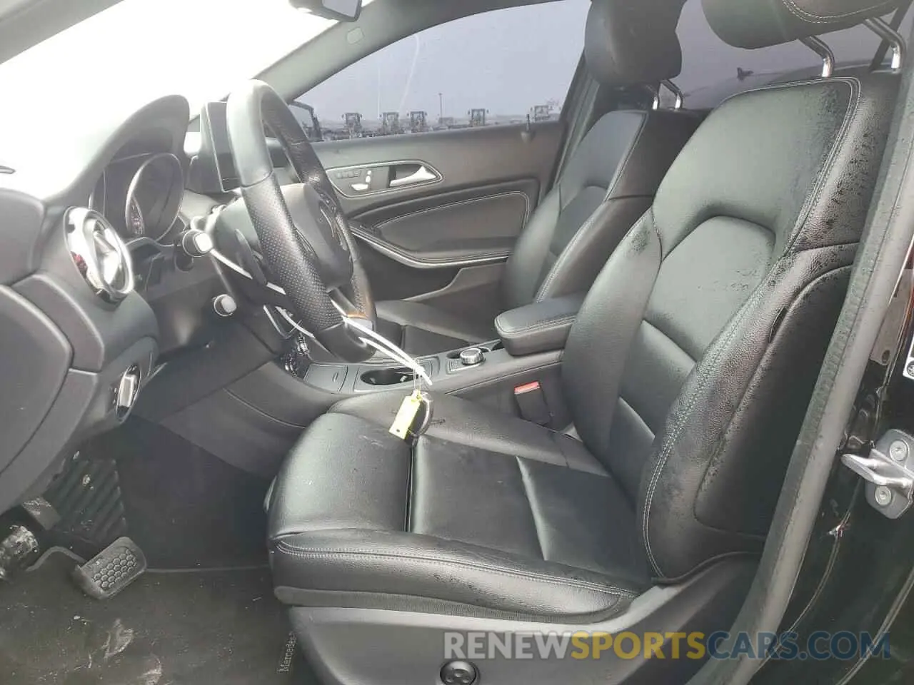 7 Фотография поврежденного автомобиля WDCTG4GB3KJ577619 MERCEDES-BENZ GLA-CLASS 2019