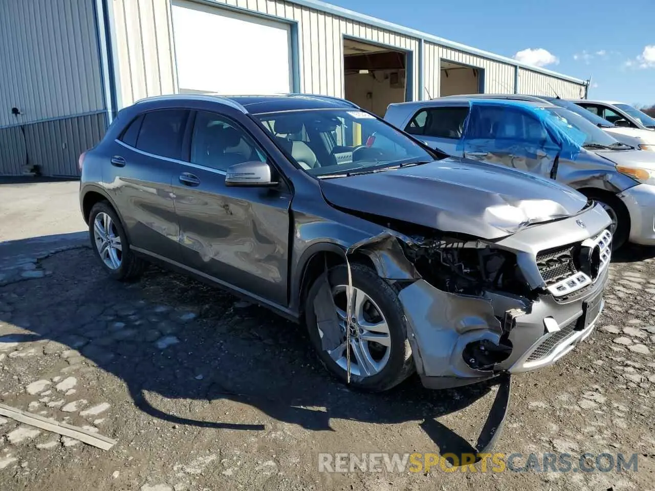 4 Фотография поврежденного автомобиля WDCTG4GB5KJ602617 MERCEDES-BENZ GLA-CLASS 2019