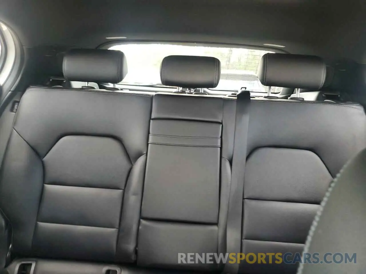 10 Photograph of a damaged car WDCTG4GB5KU011878 MERCEDES-BENZ GLA-CLASS 2019