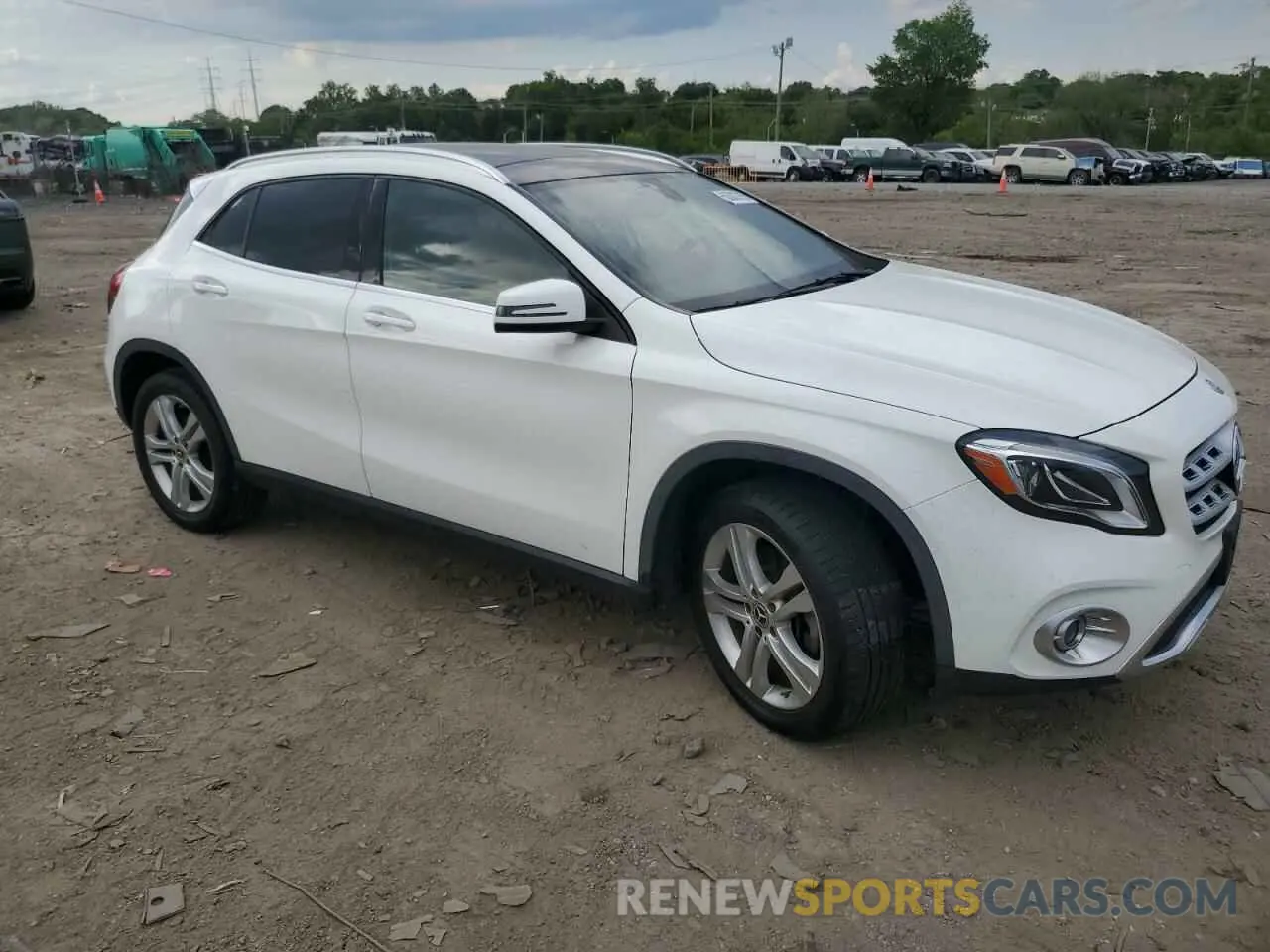 4 Photograph of a damaged car WDCTG4GB5KU011878 MERCEDES-BENZ GLA-CLASS 2019