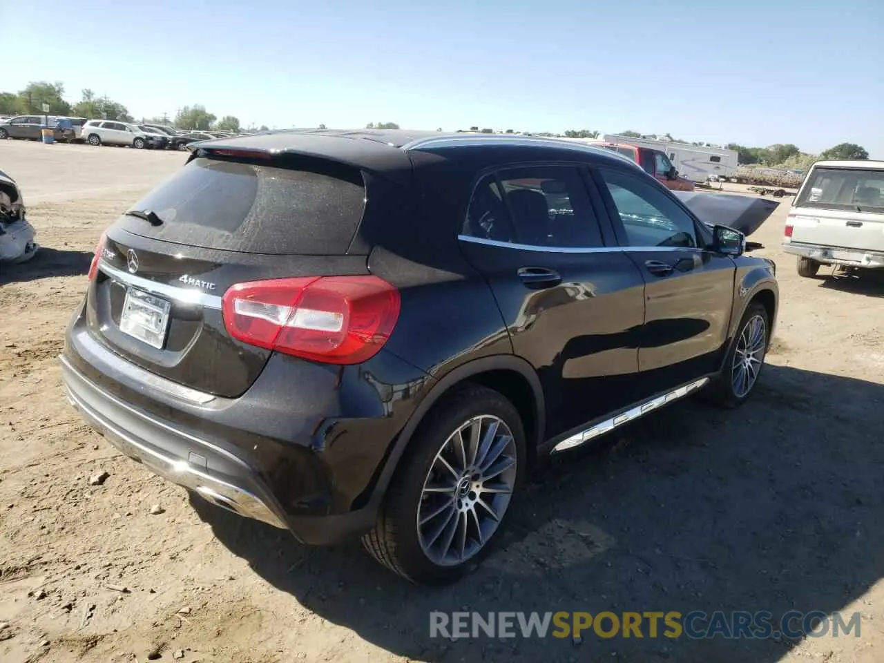 4 Фотография поврежденного автомобиля WDCTG4GB6KJ599145 MERCEDES-BENZ GLA-CLASS 2019