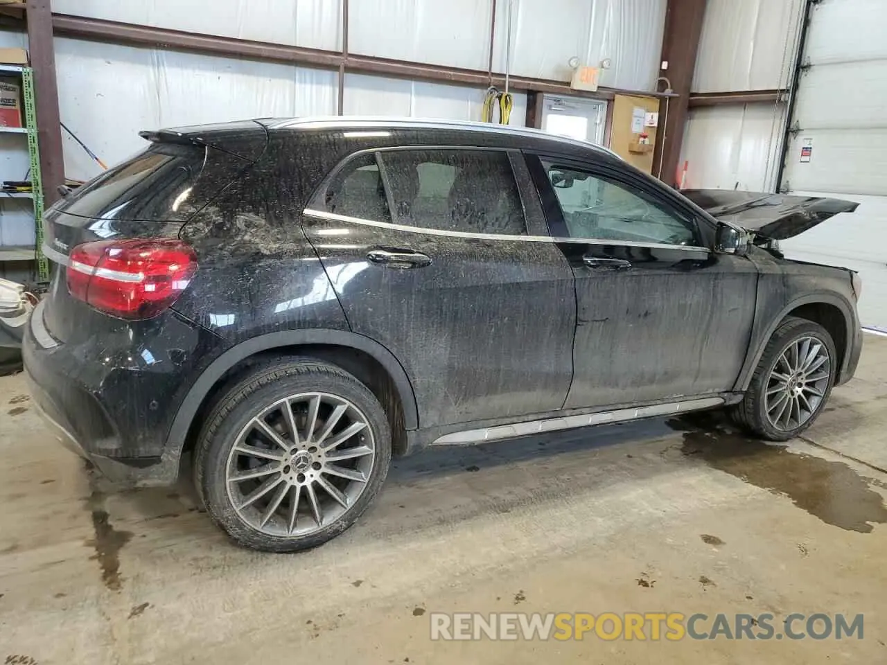 3 Photograph of a damaged car WDCTG4GB8KJ532904 MERCEDES-BENZ GLA-CLASS 2019