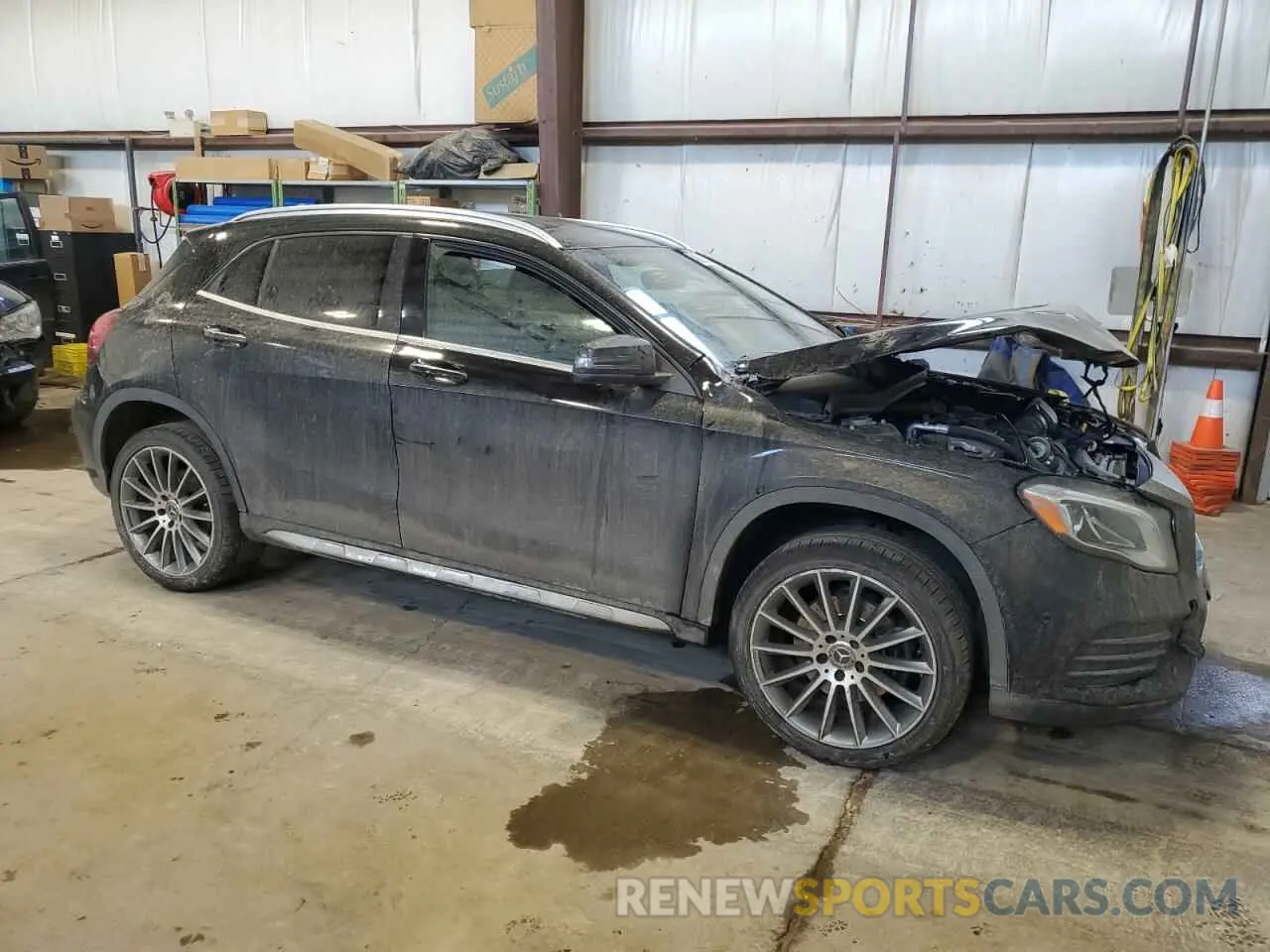 4 Photograph of a damaged car WDCTG4GB8KJ532904 MERCEDES-BENZ GLA-CLASS 2019