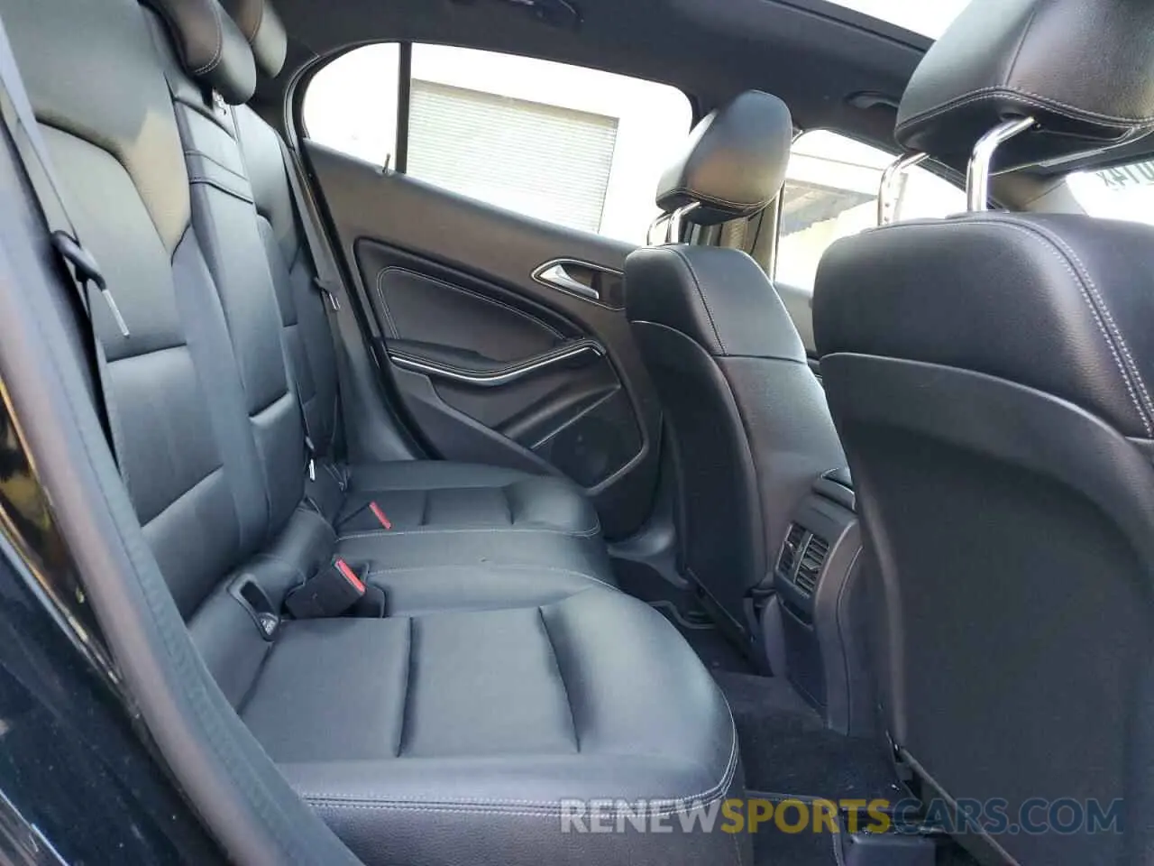 11 Photograph of a damaged car WDCTG4GB8KJ549086 MERCEDES-BENZ GLA-CLASS 2019