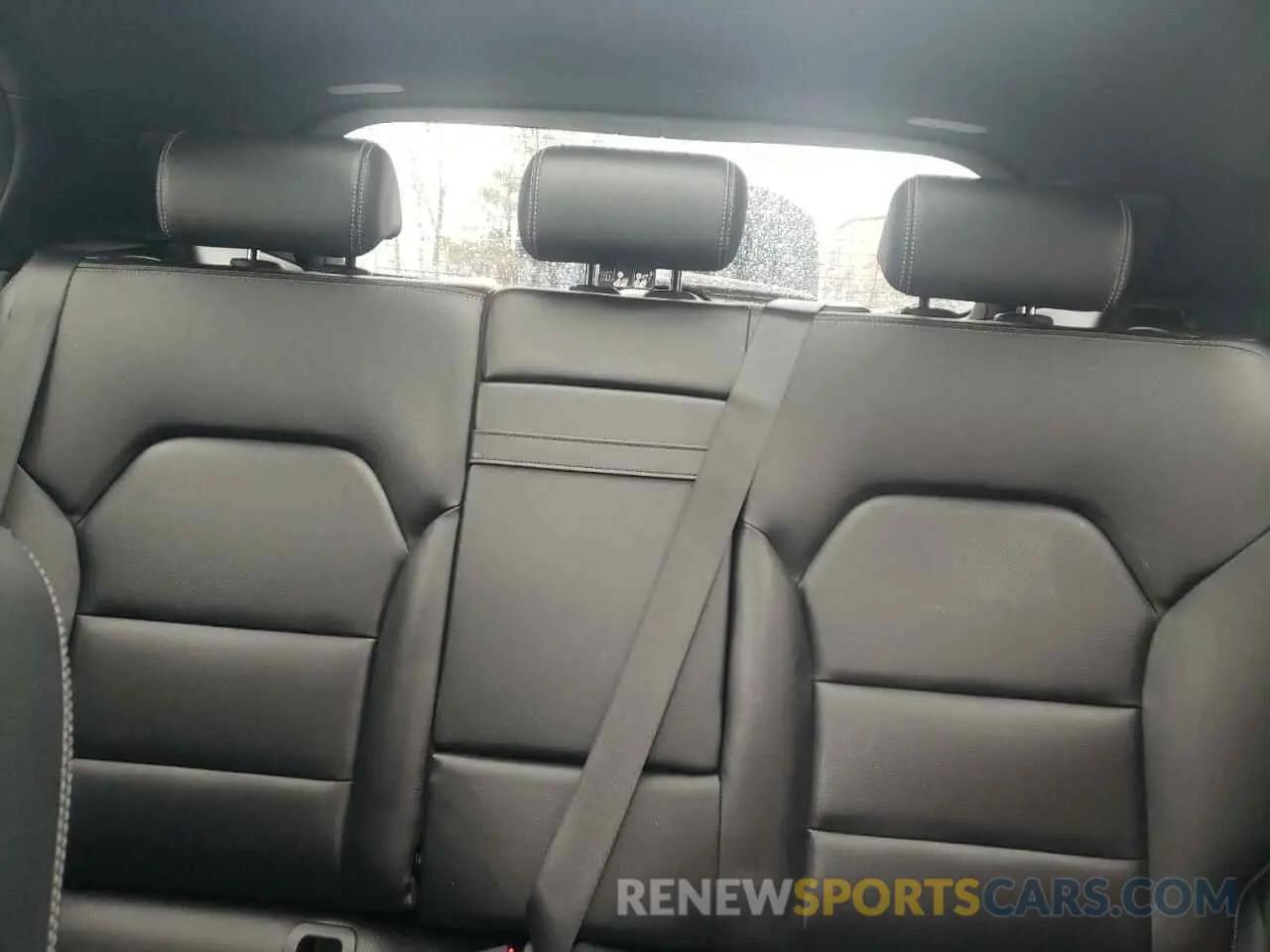 10 Photograph of a damaged car WDCTG4GB8KJ617404 MERCEDES-BENZ GLA-CLASS 2019