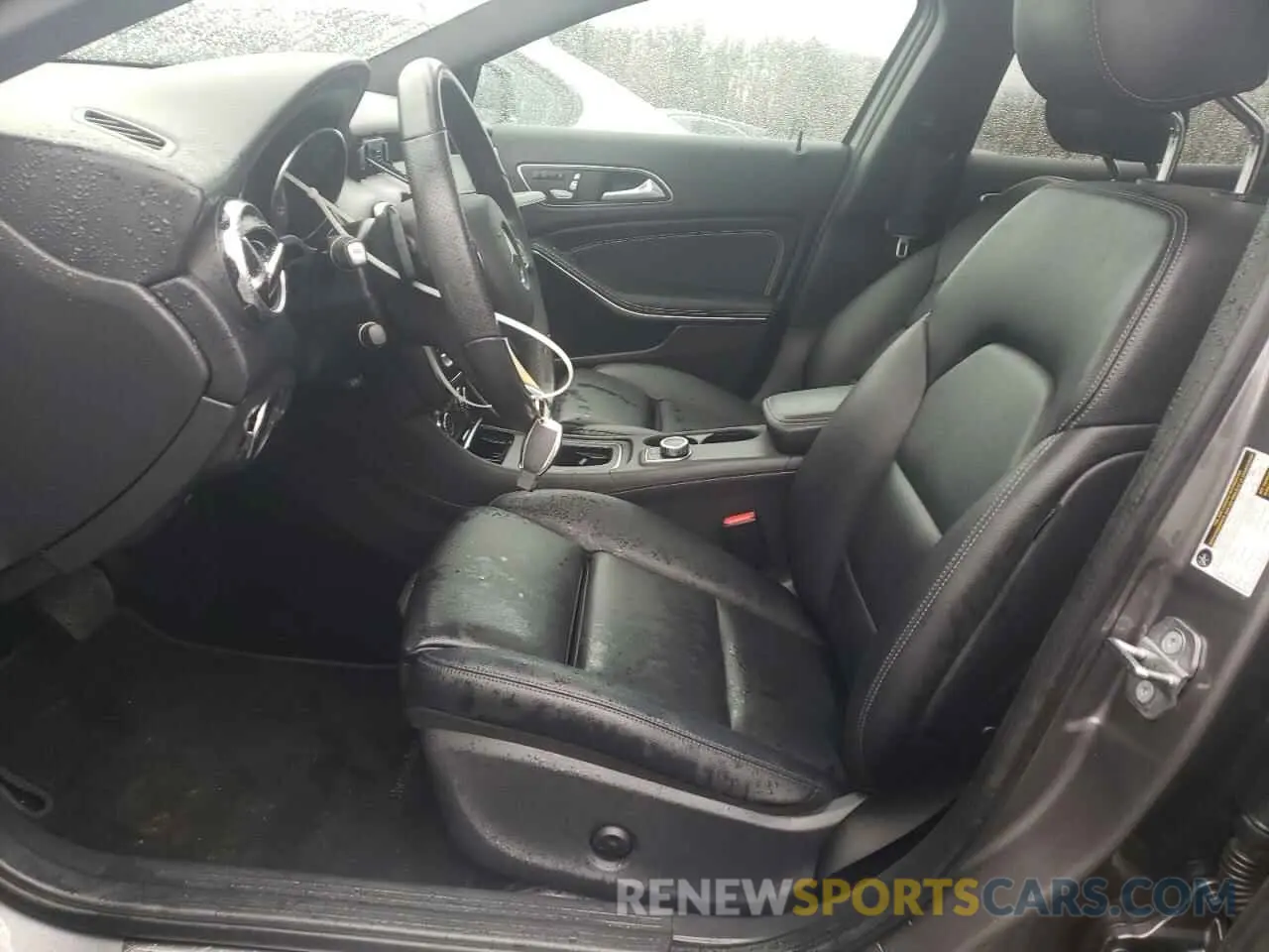 7 Photograph of a damaged car WDCTG4GB8KJ617404 MERCEDES-BENZ GLA-CLASS 2019