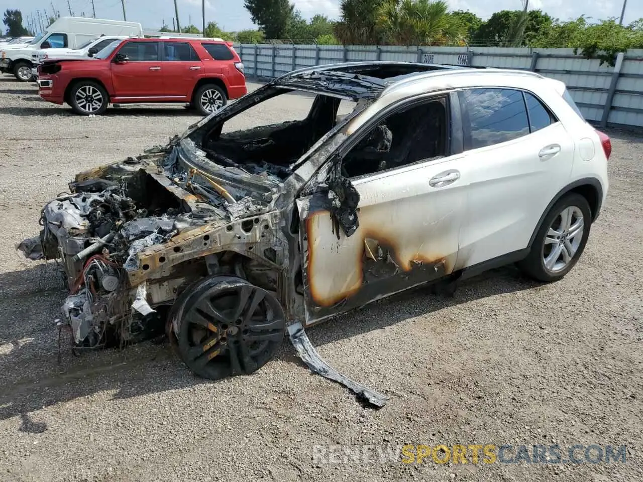 1 Photograph of a damaged car WDCTG4GBXKU004649 MERCEDES-BENZ GLA-CLASS 2019