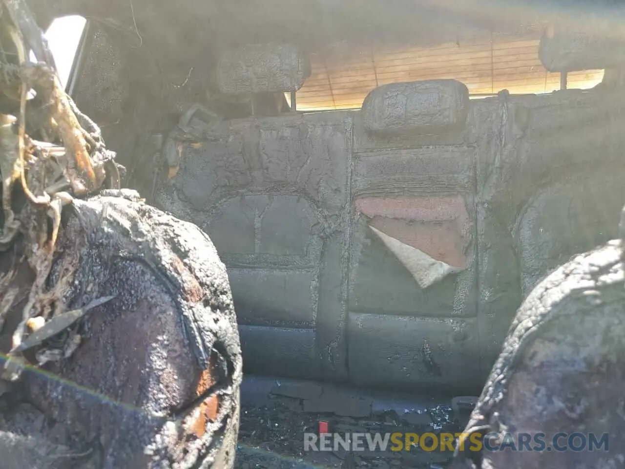 10 Photograph of a damaged car WDCTG4GBXKU004649 MERCEDES-BENZ GLA-CLASS 2019