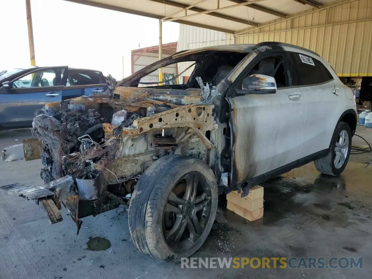 1 Фотография поврежденного автомобиля WDCTG4EB8LU024399 MERCEDES-BENZ GLA-CLASS 2020