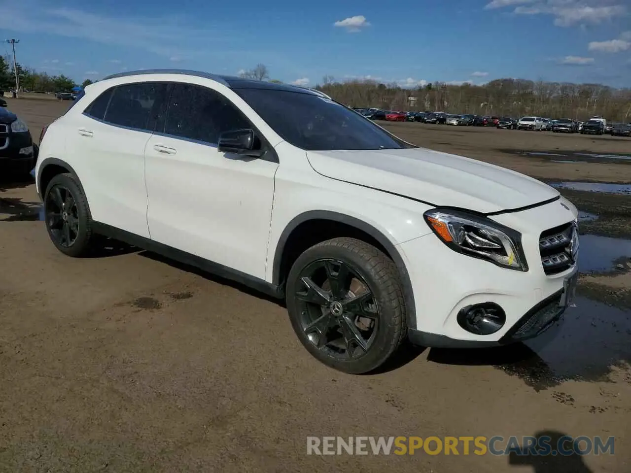 4 Photograph of a damaged car WDCTG4GB1LU022801 MERCEDES-BENZ GLA-CLASS 2020