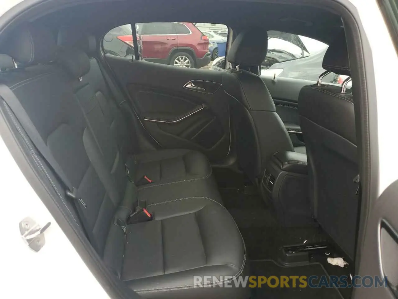 10 Photograph of a damaged car WDCTG4GB2LU021415 MERCEDES-BENZ GLA-CLASS 2020