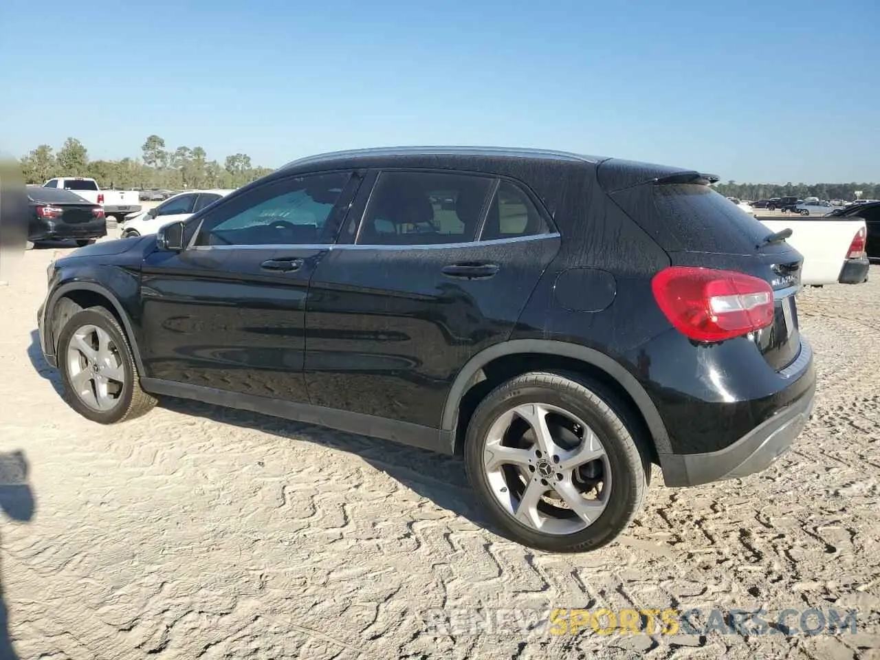 2 Фотография поврежденного автомобиля WDCTG4GB3LU025232 MERCEDES-BENZ GLA-CLASS 2020