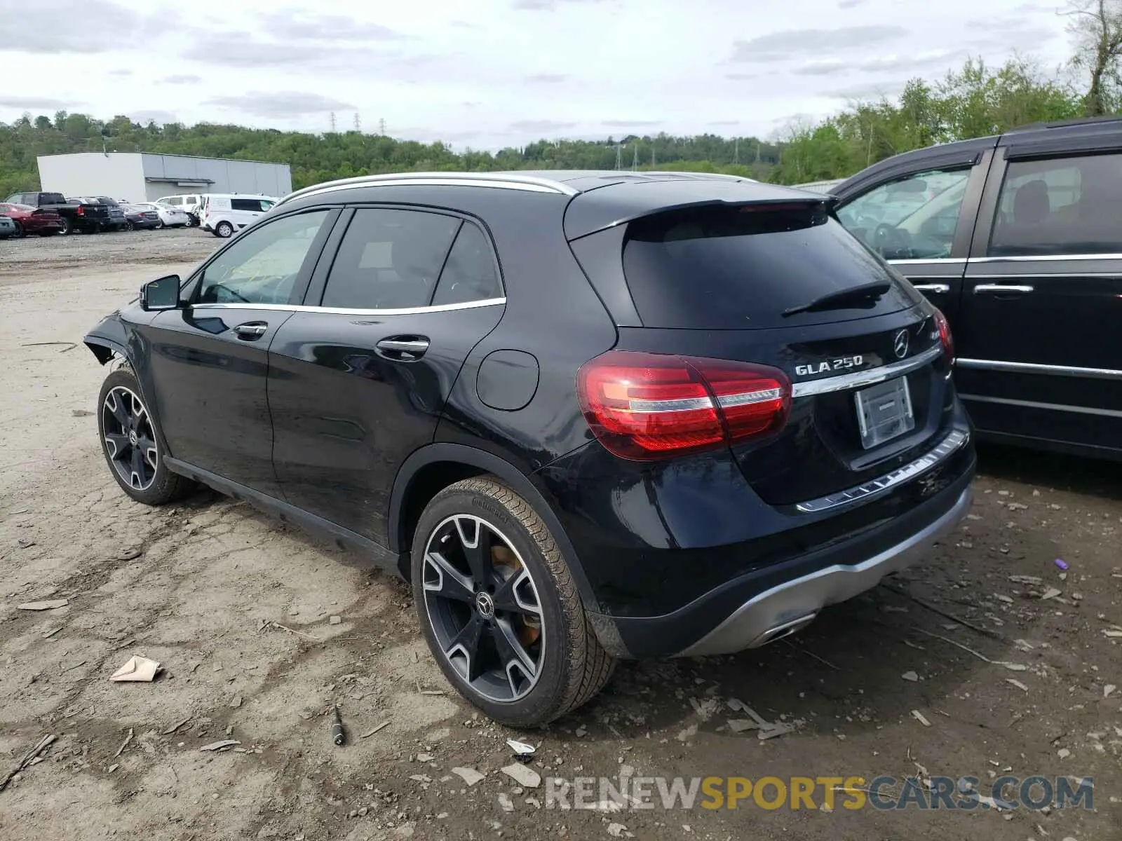 3 Фотография поврежденного автомобиля WDCTG4GBXLU027687 MERCEDES-BENZ GLA-CLASS 2020