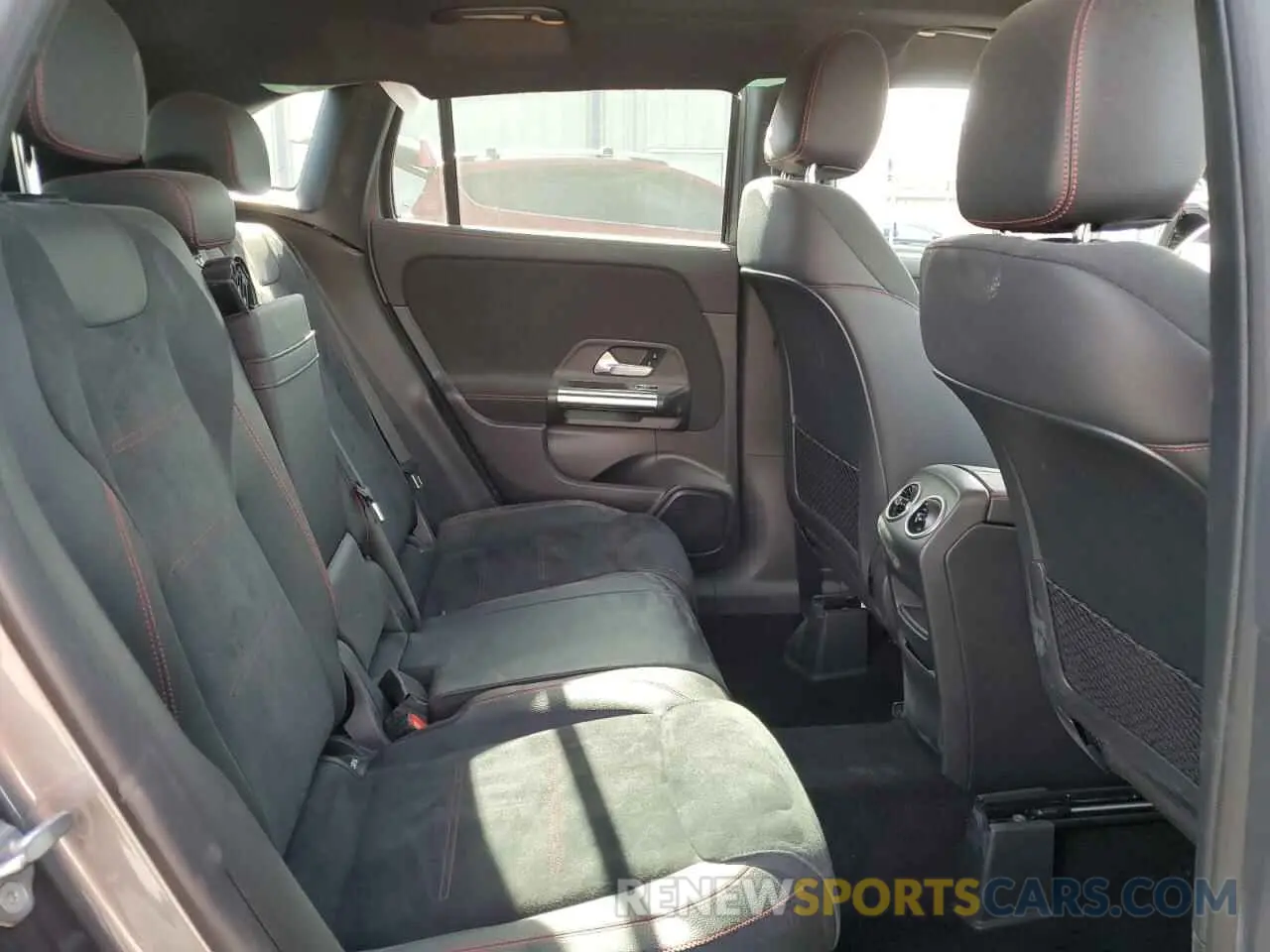 11 Фотография поврежденного автомобиля W1N4N4GB0MJ170322 MERCEDES-BENZ GLA-CLASS 2021
