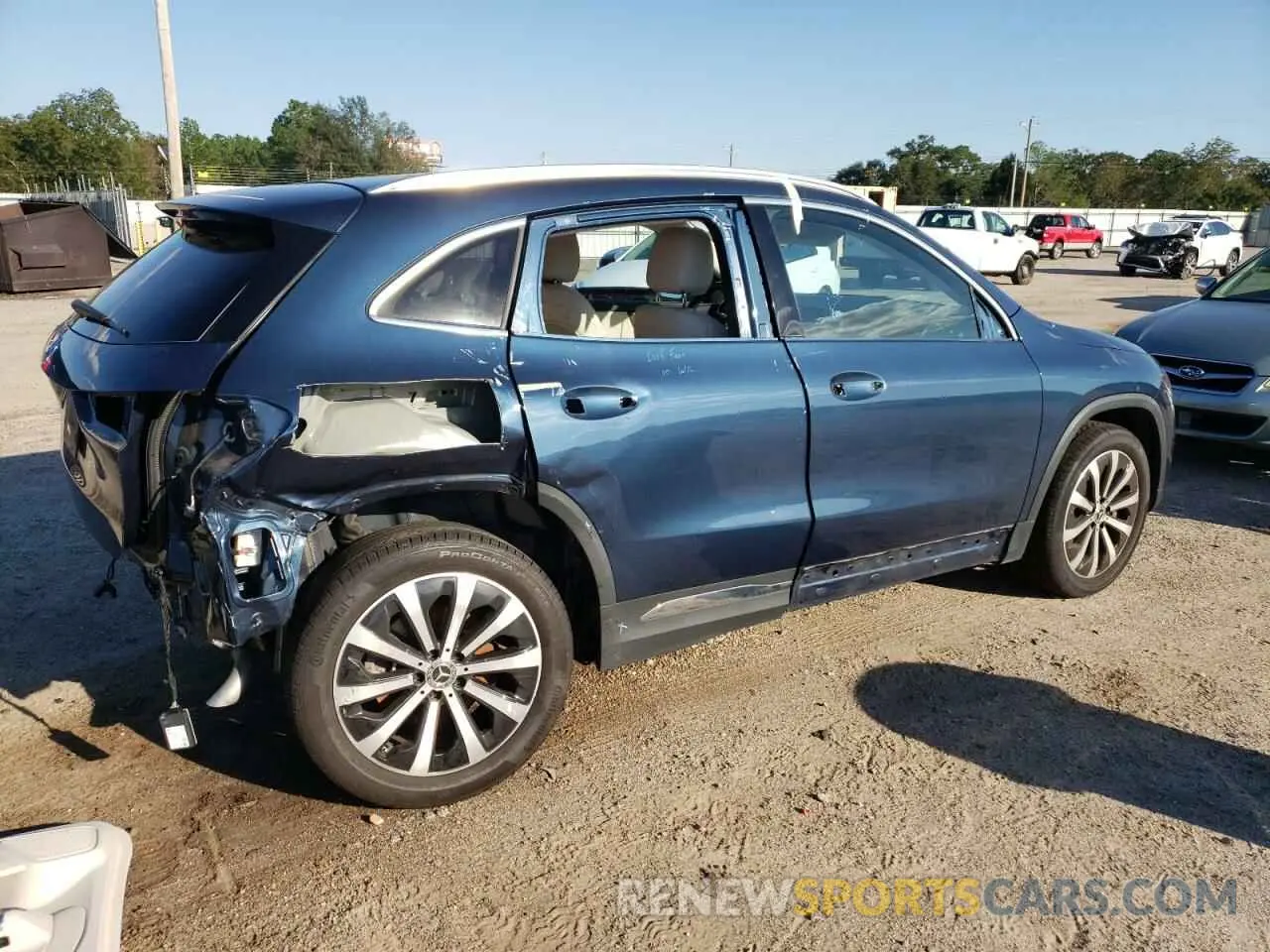 3 Photograph of a damaged car W1N4N4GB0MJ192319 MERCEDES-BENZ GLA-CLASS 2021