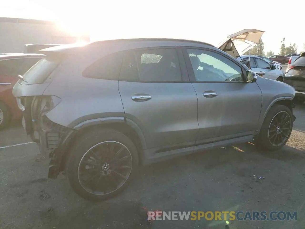 3 Photograph of a damaged car W1N4N4GB3MJ135922 MERCEDES-BENZ GLA-CLASS 2021