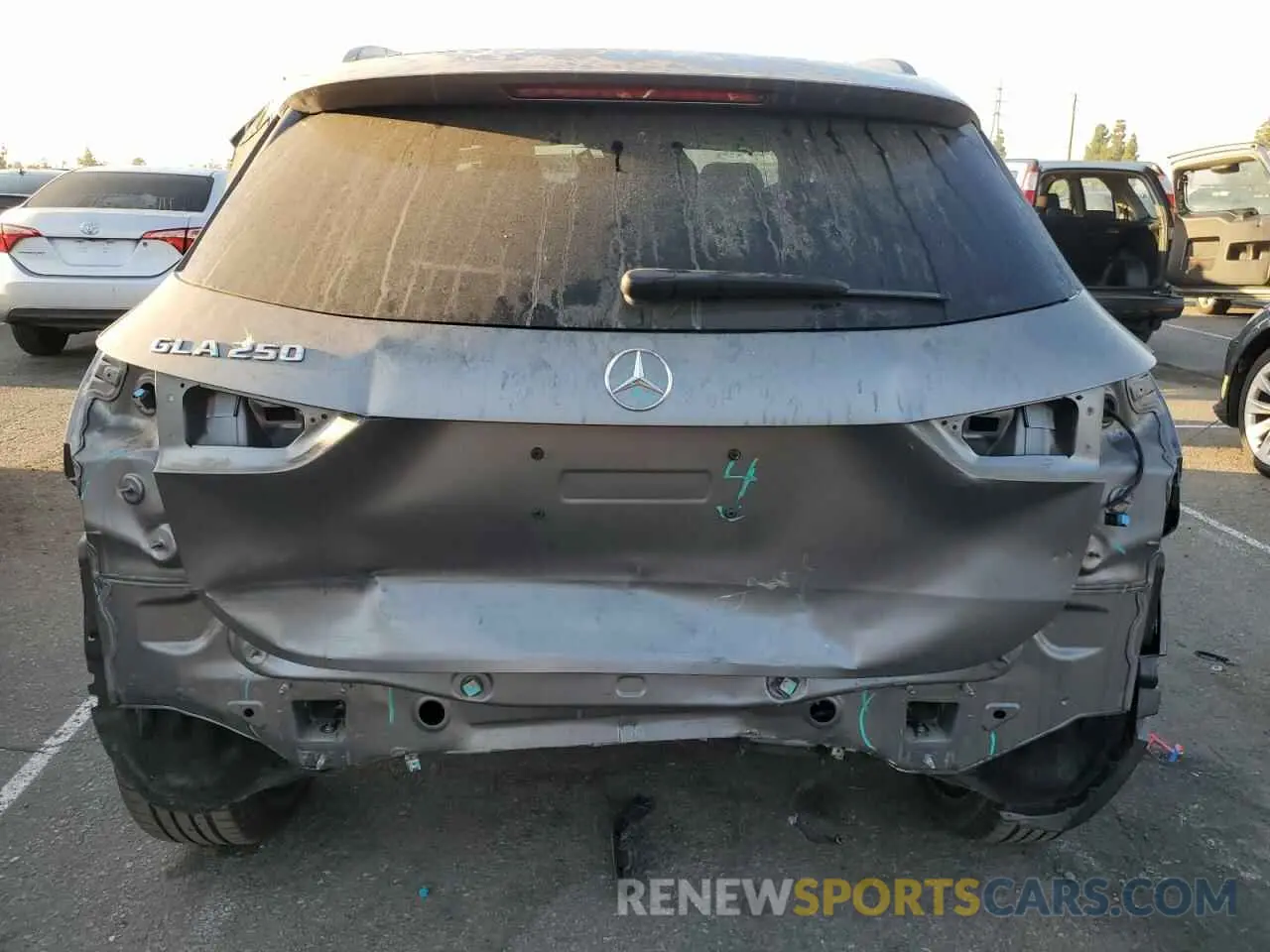 6 Photograph of a damaged car W1N4N4GB3MJ135922 MERCEDES-BENZ GLA-CLASS 2021